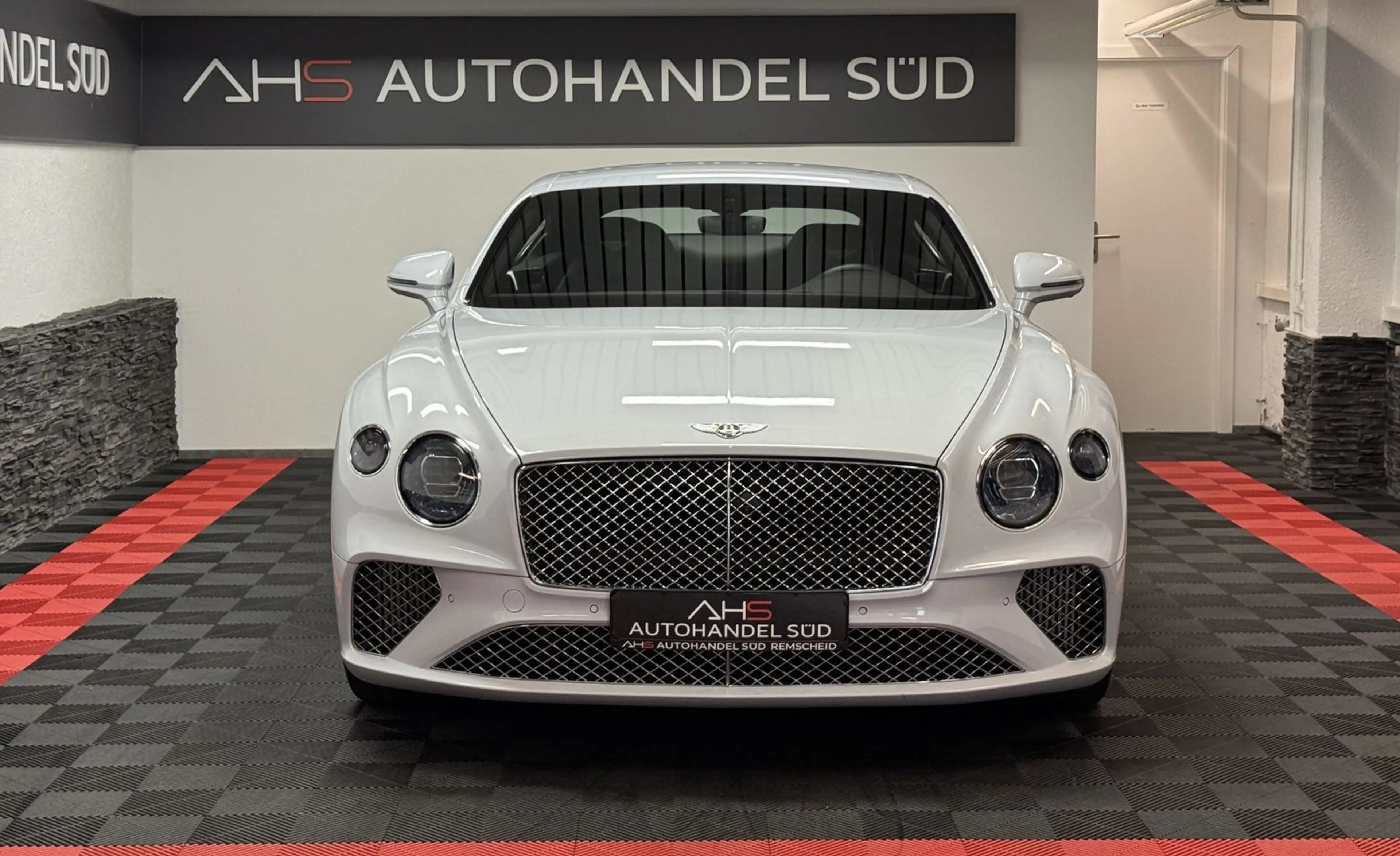 Bentley Continental GT CITY*DIAMOND*100 JAHRE*ROTATING* — photo 3