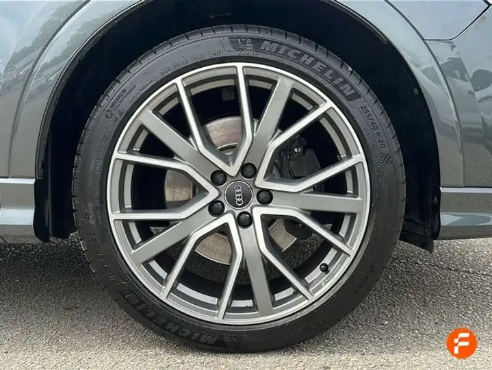Audi Q3 2019, foto 25