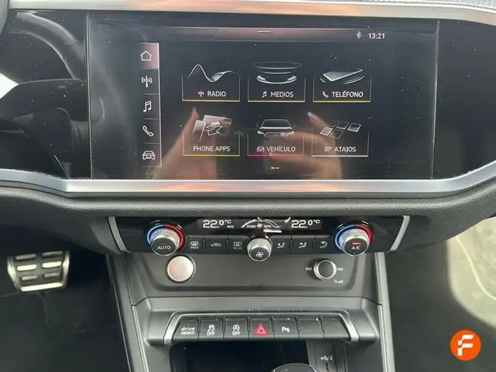 Audi Q3 2019, foto 13