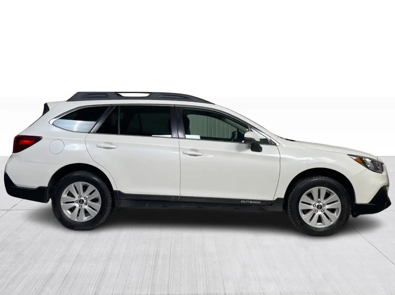 Subaru OUTBACK снимка Subaru OUTBACK