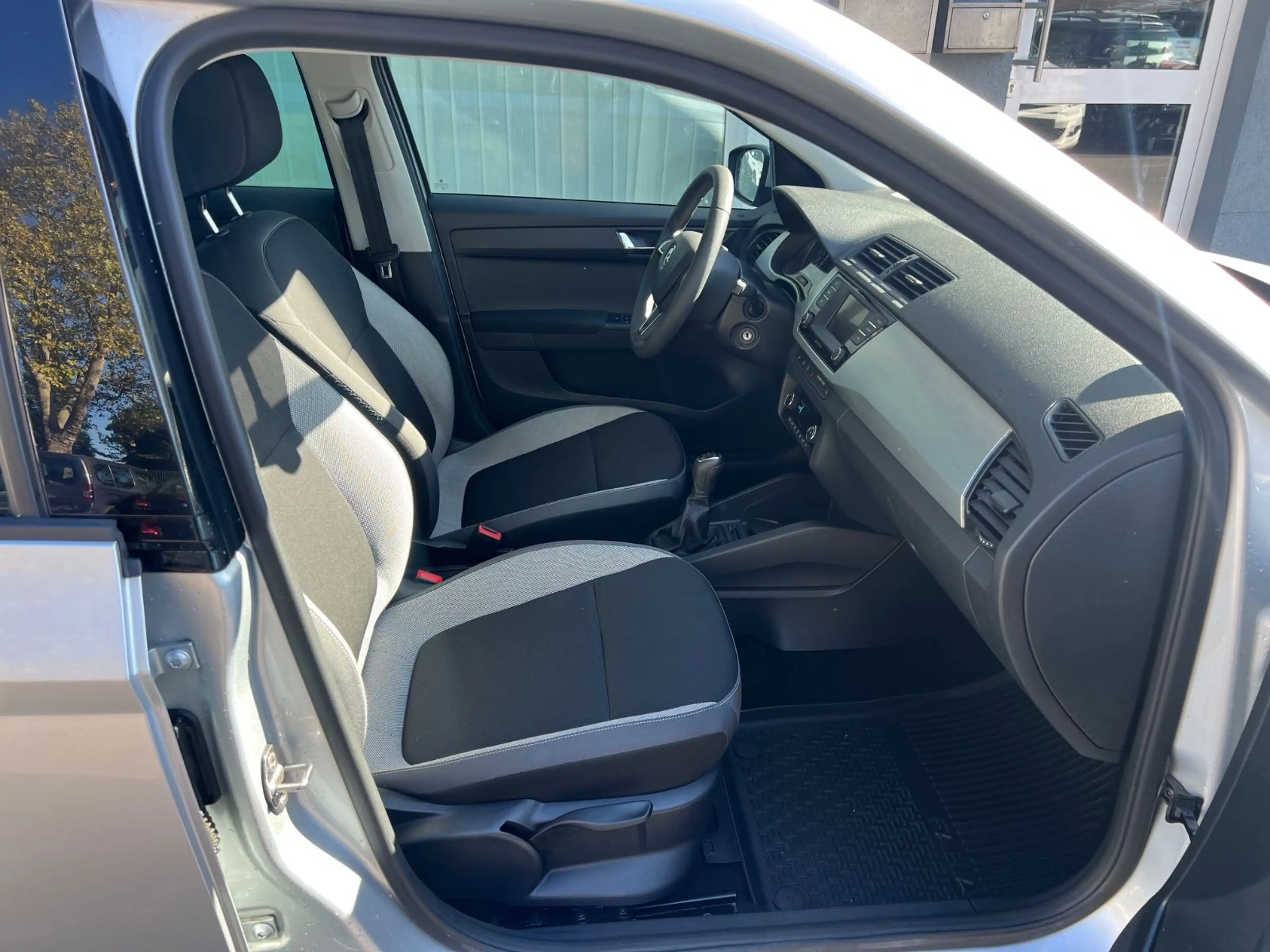 Skoda Fabia Combi Ambition"Klimaaut."Scheckheft"SHZ" — photo 7