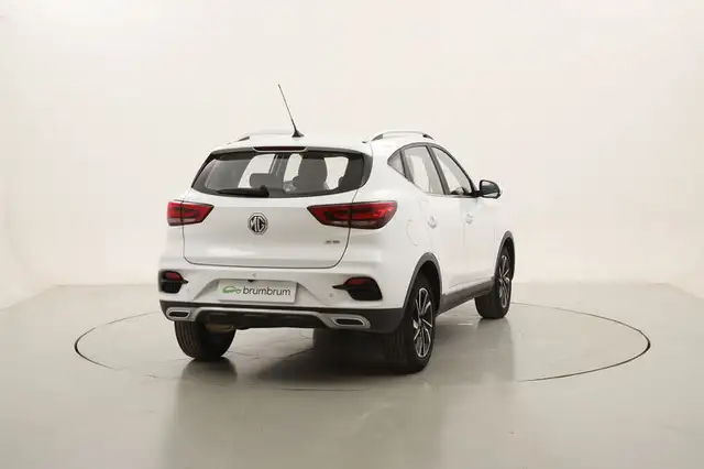 MG ZS view 5