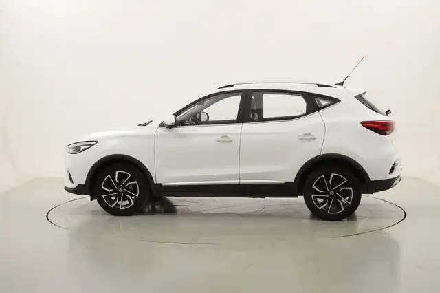 MG ZS view 2
