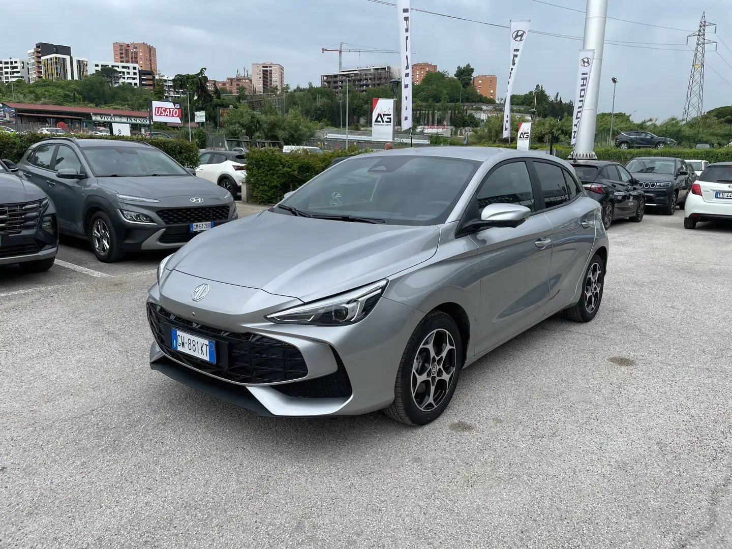 MG MG3 Hybrid+ Luxury Gris - 1