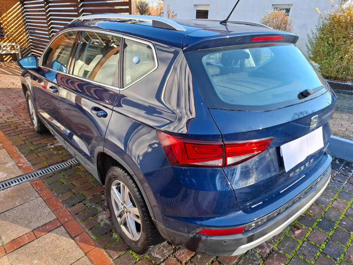 SEAT Ateca Ateca 1.0 TSI ECOMOTIVE STYLE Blau - 1