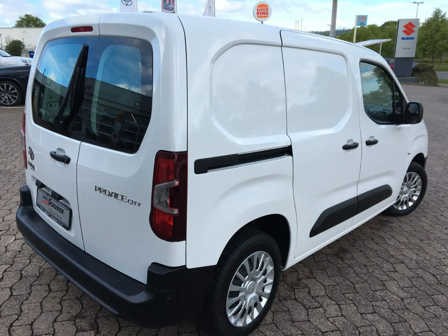 Toyota Proace L1 Meister **PDC** White - 2