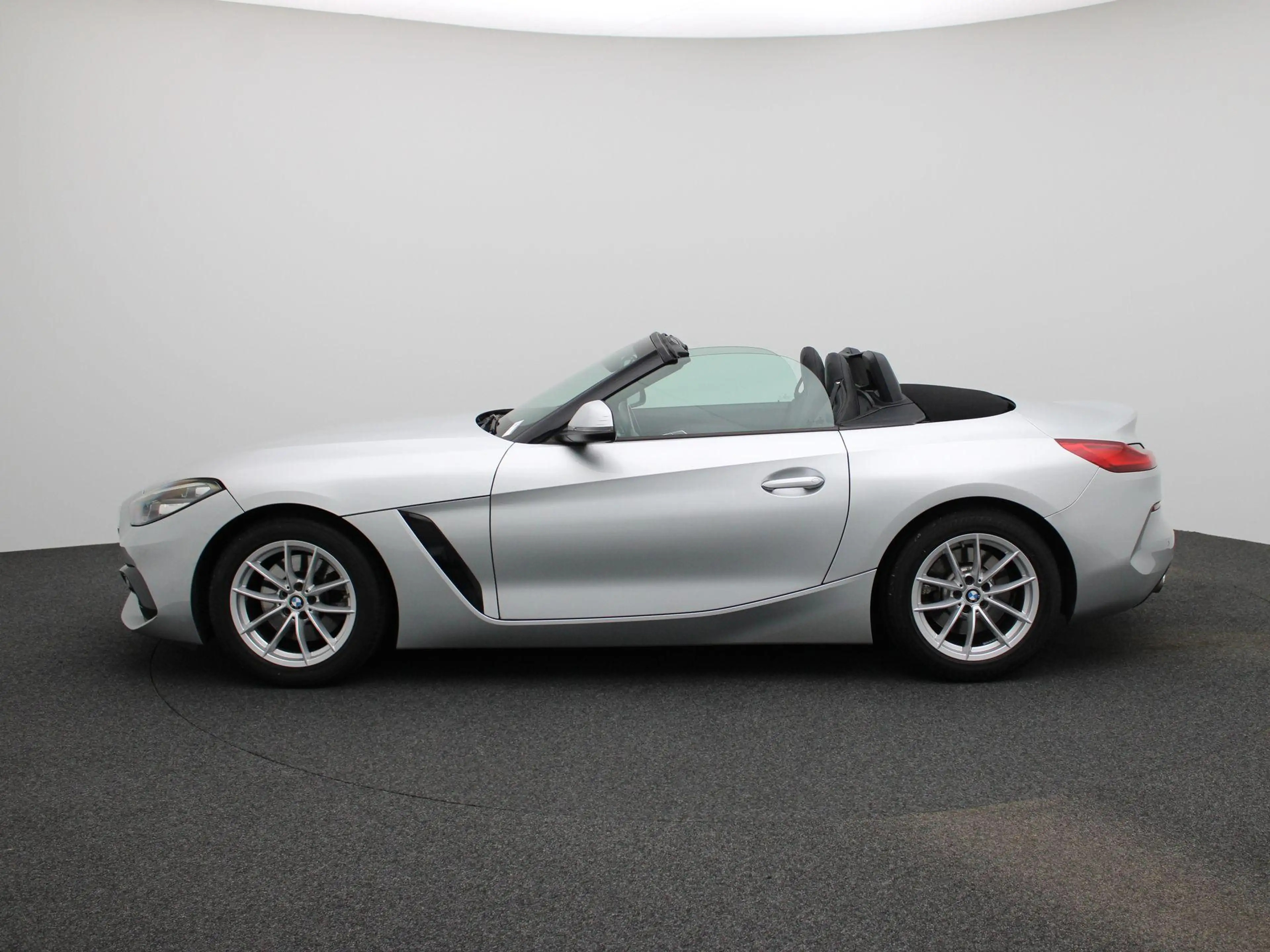 BMW Z4 Roadster sDrive20i High Executive — photo 4