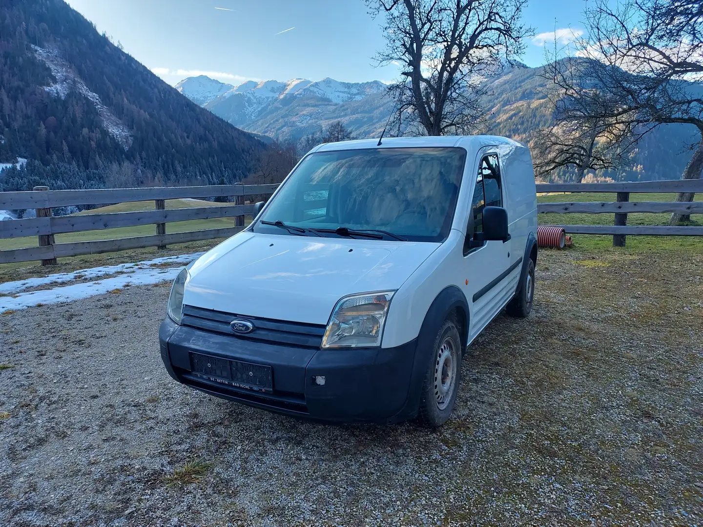 Ford Transit Connect Weiß - 1