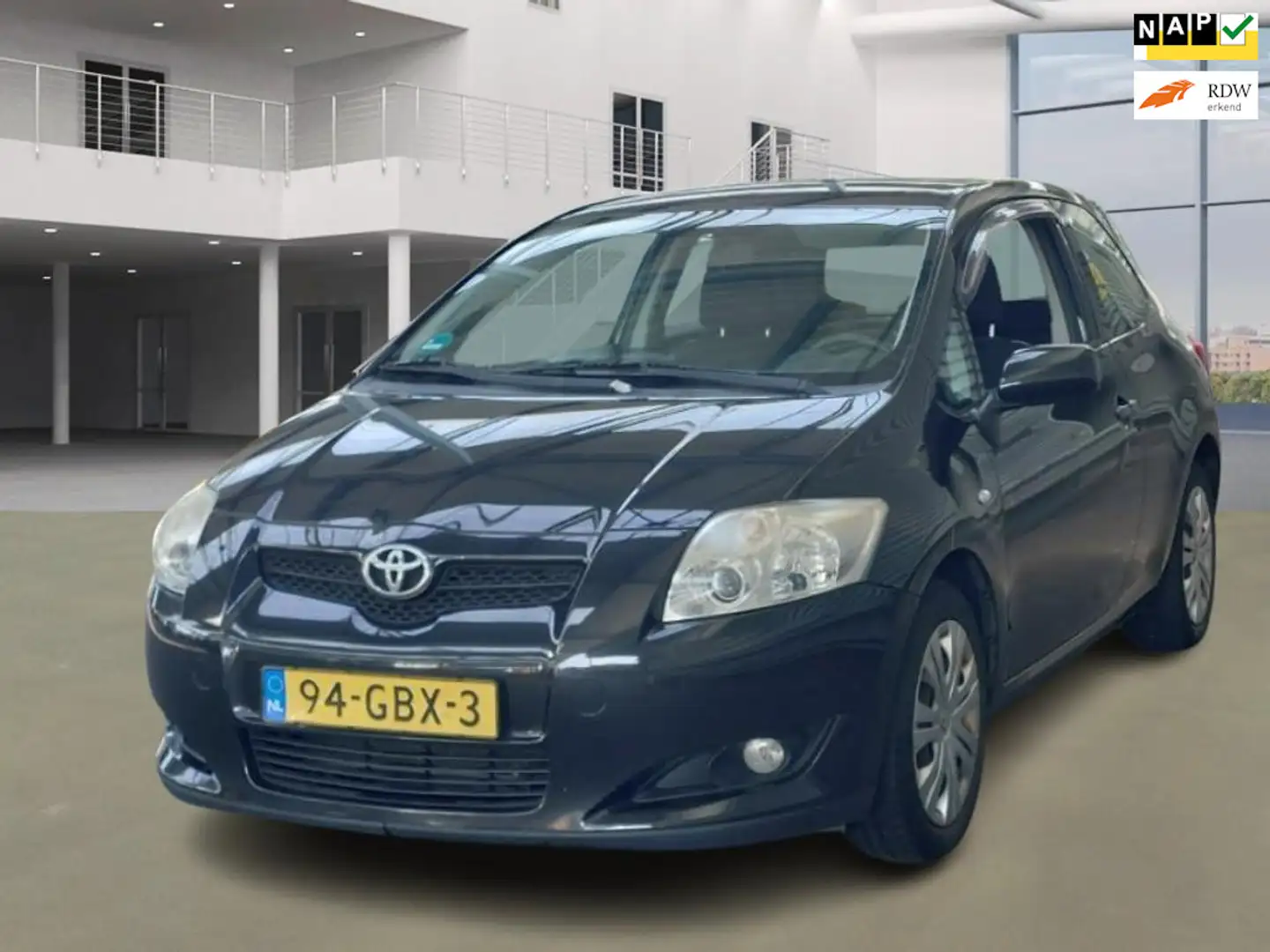 Toyota Auris 1.4-16V Sol Fekete - 1