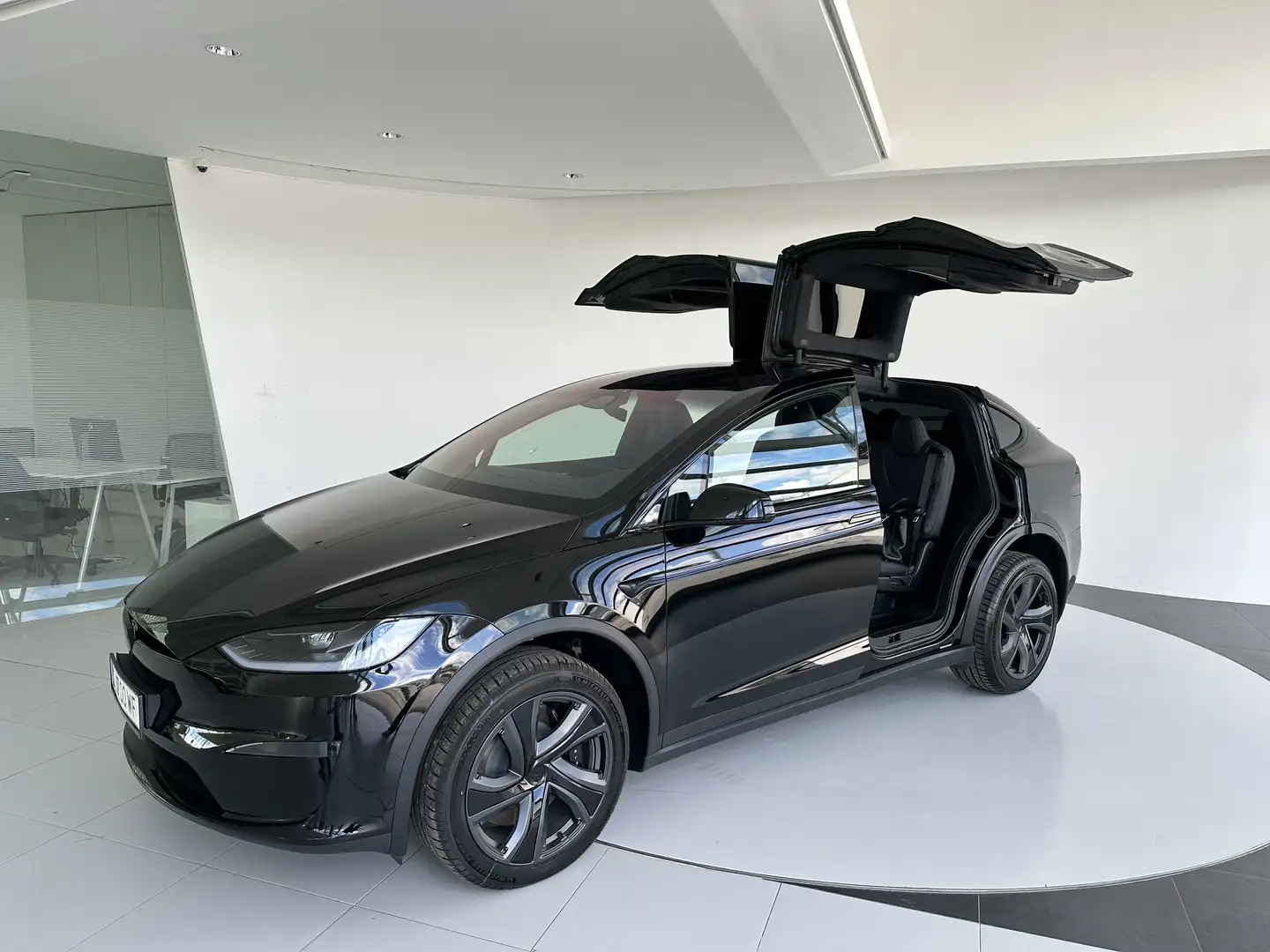 Tesla Model X AWD Schwarz - 1