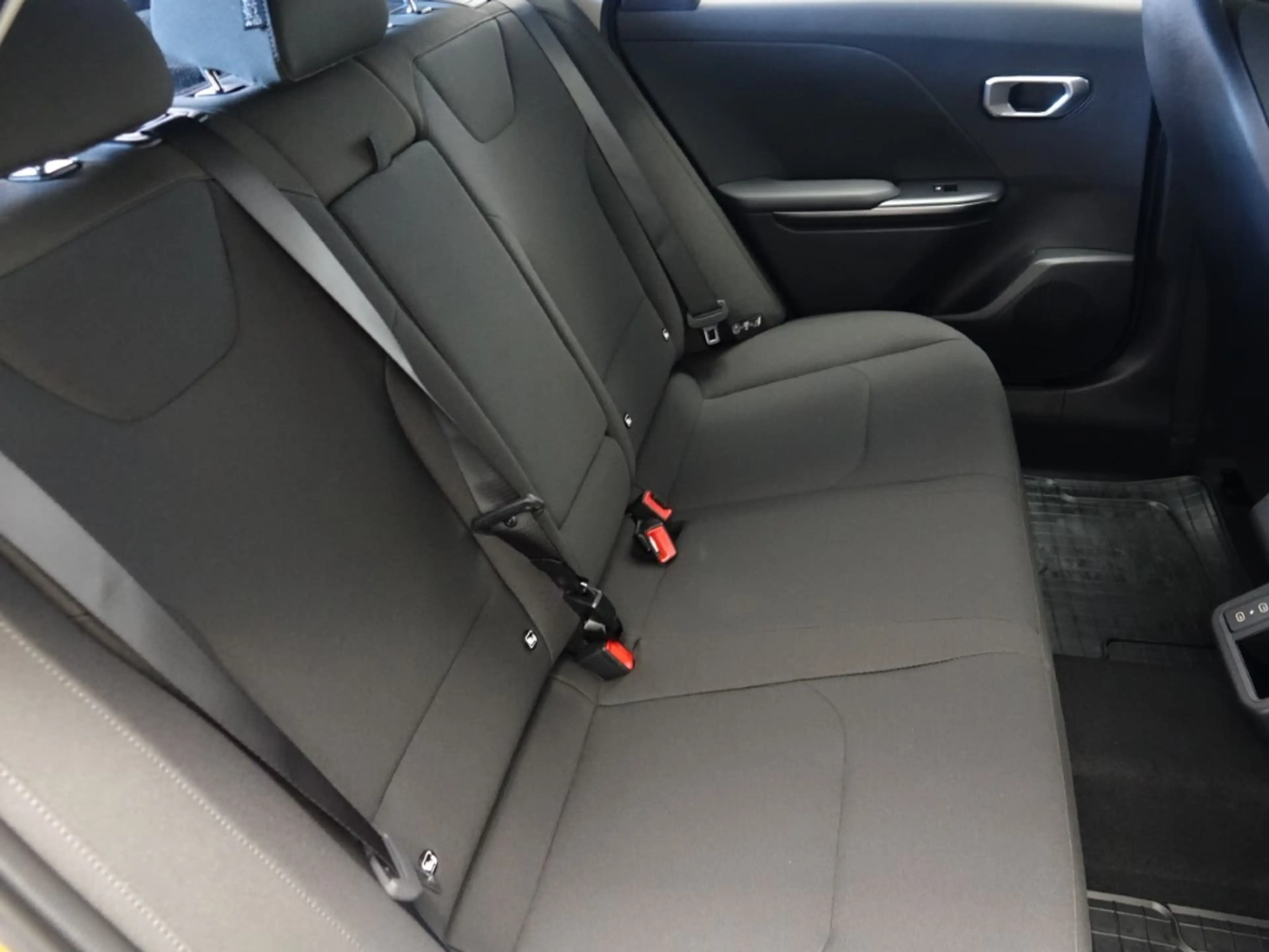 Kia K4 1,0 TGDI Titan +P1 *NAVI, SITZHEIZUNG, LENKRADH... — photo 15