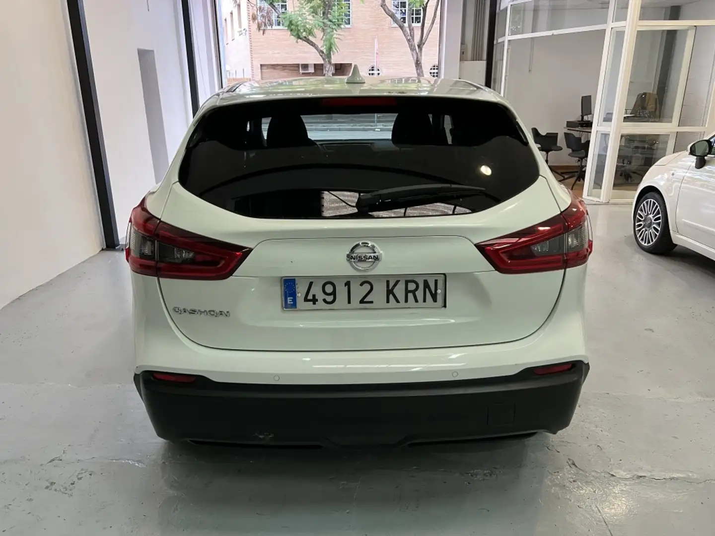 Nissan Qashqai 1.5dCi N-Connecta 4x2 85kW Wit - 2