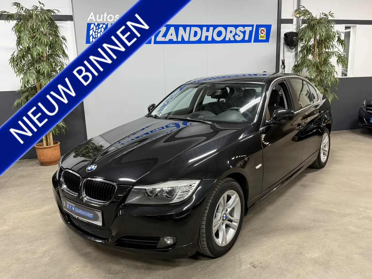 BMW 316 3-serie 316i Business Line // Navi // Cruise Zwart - 1