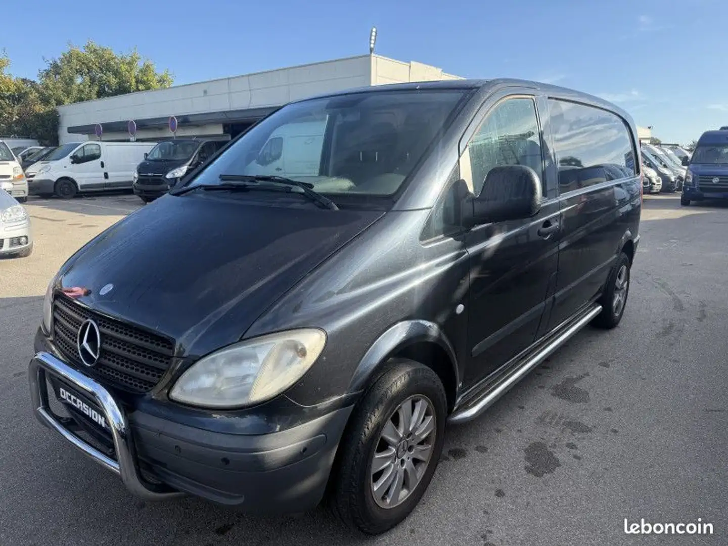 Mercedes-Benz Vito Mercedes FG 115CDI CPACT 2T9 PK CLIM Grau - 1