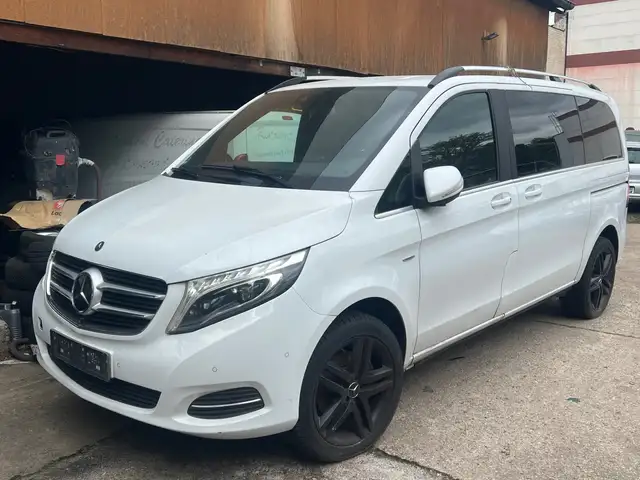 Mercedes-Benz V 250 Avantgarde /360°KAM/BURMERSTER/DISTRONIC/ Voll