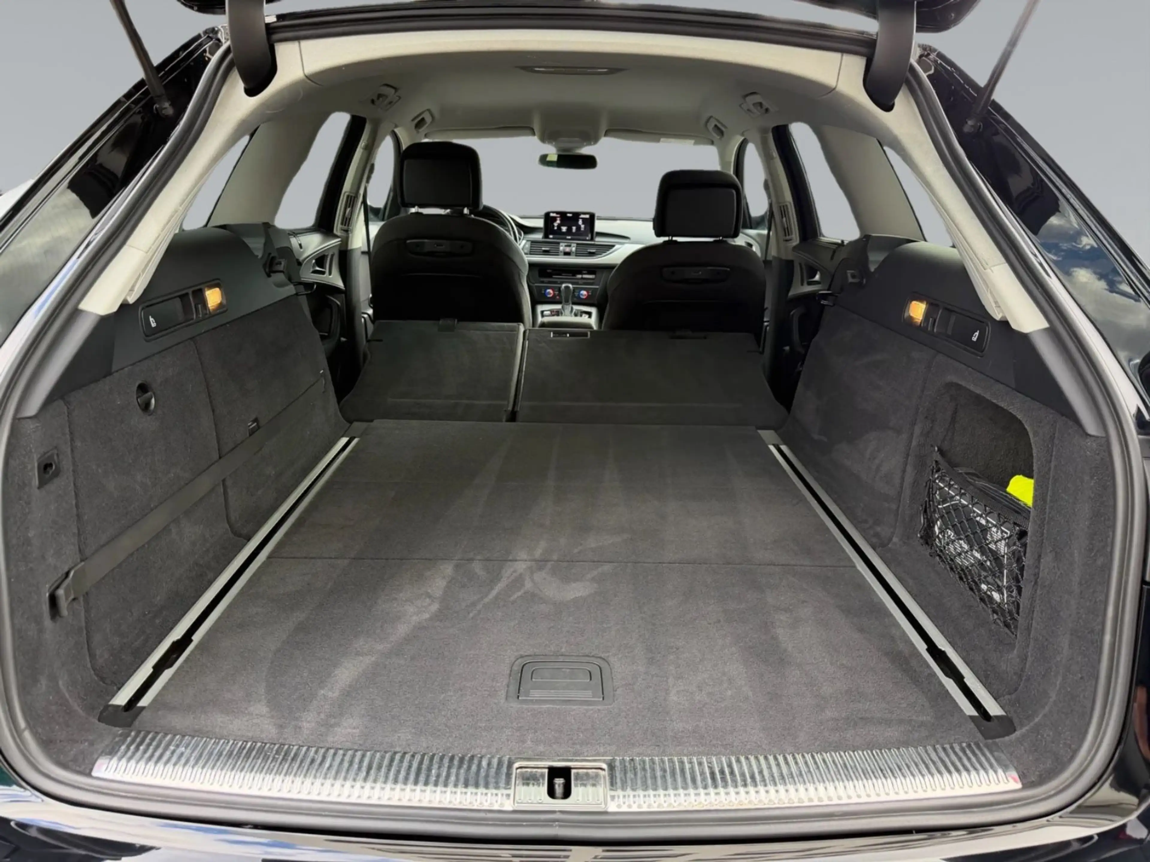 Audi A6 Avant 2.0 TDI ultra — photo 12