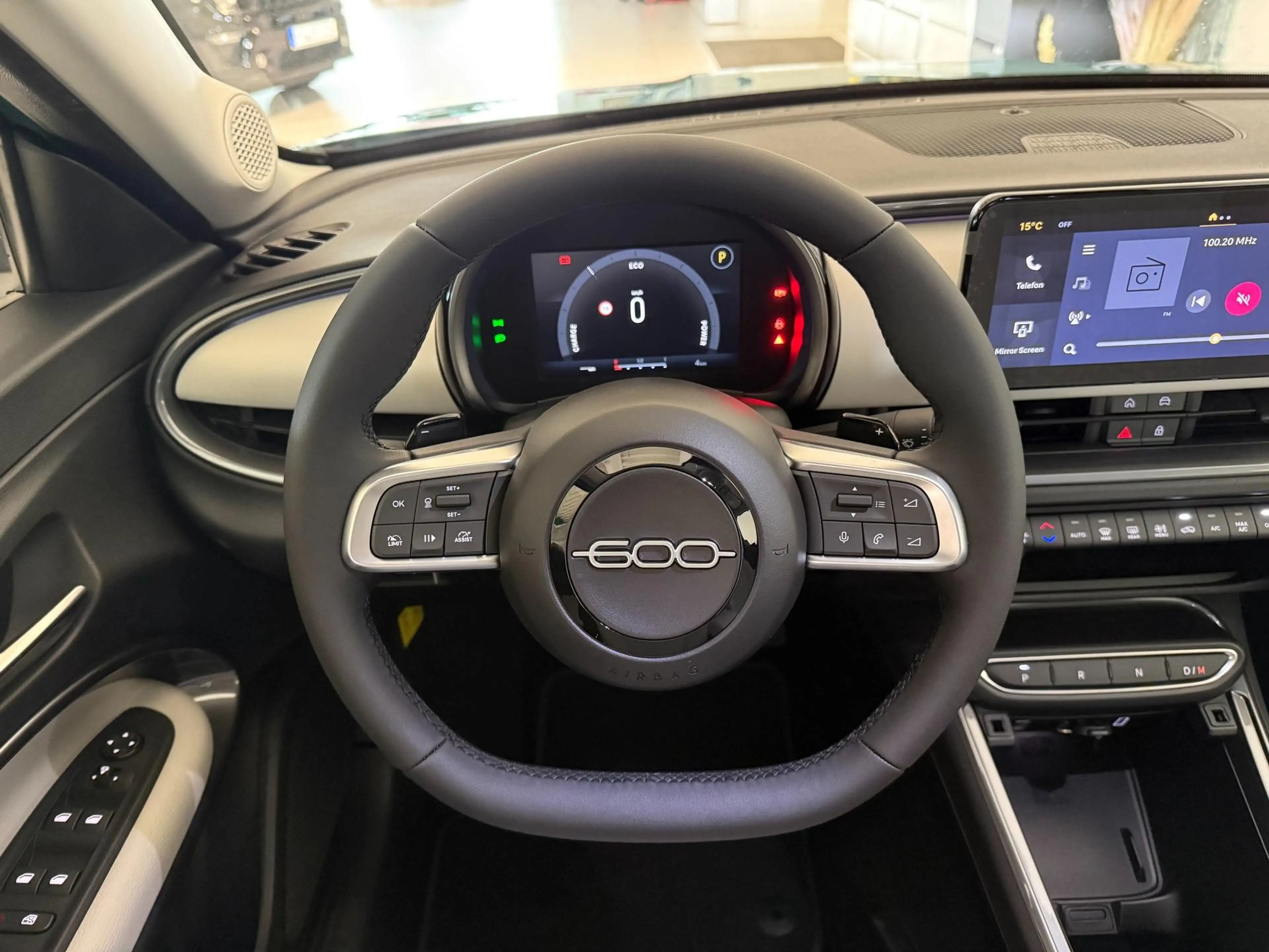 Fiat 600 La Prima Hybrid 1.2 T3 107 kW (145 PS) DCT Klim... — photo 13