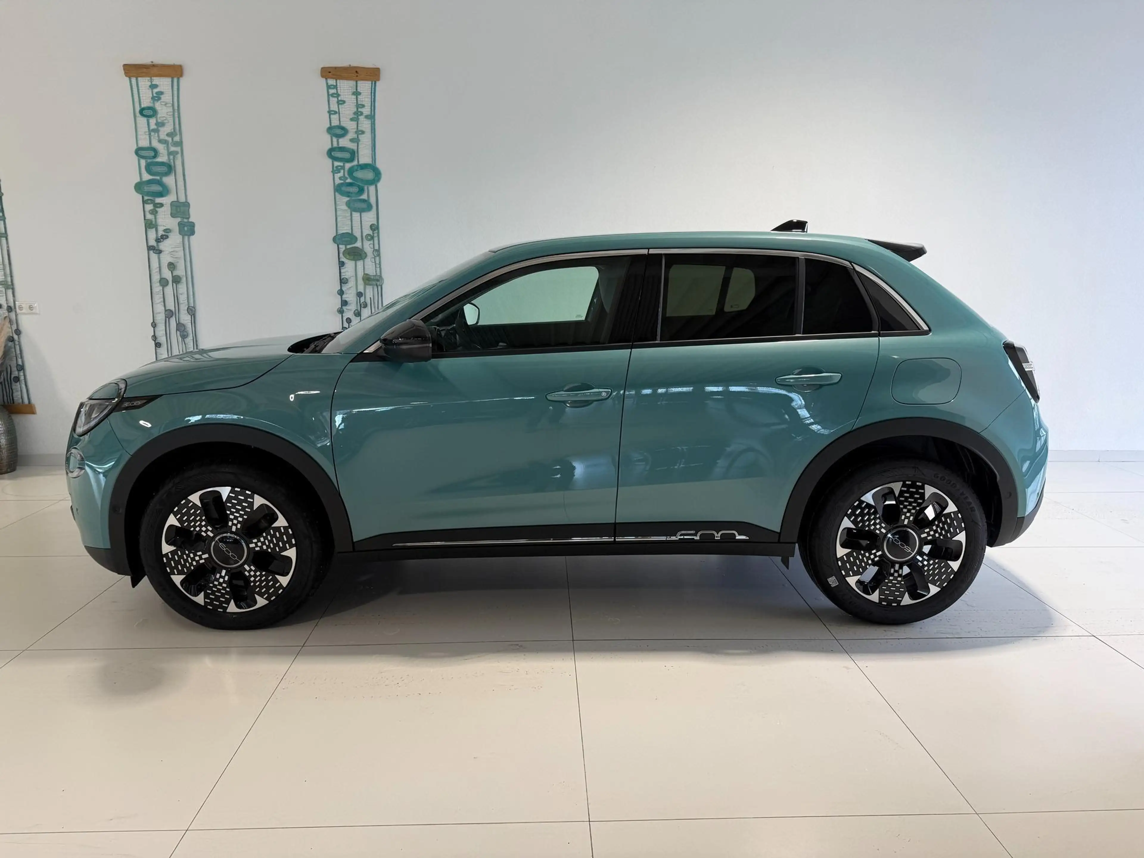 Fiat 600 La Prima Hybrid 1.2 T3 107 kW (145 PS) DCT Klim... — photo 3