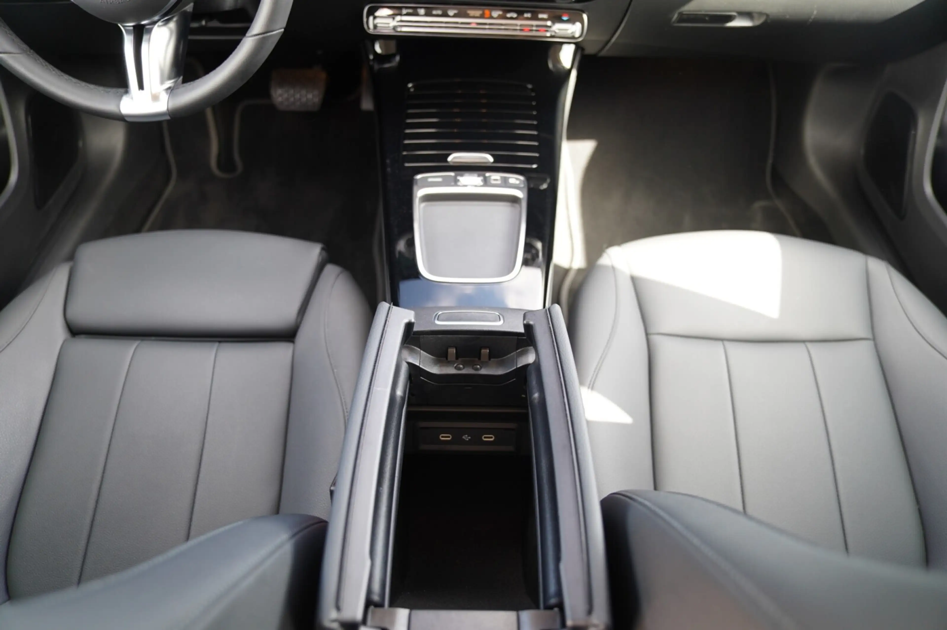 Mercedes-Benz A 200 A 200 Progressive (EURO 6e) — photo 12