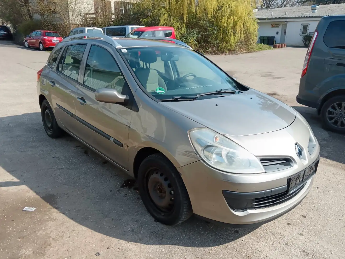 Renault Clio Grandtour Authentique Marrone - 2