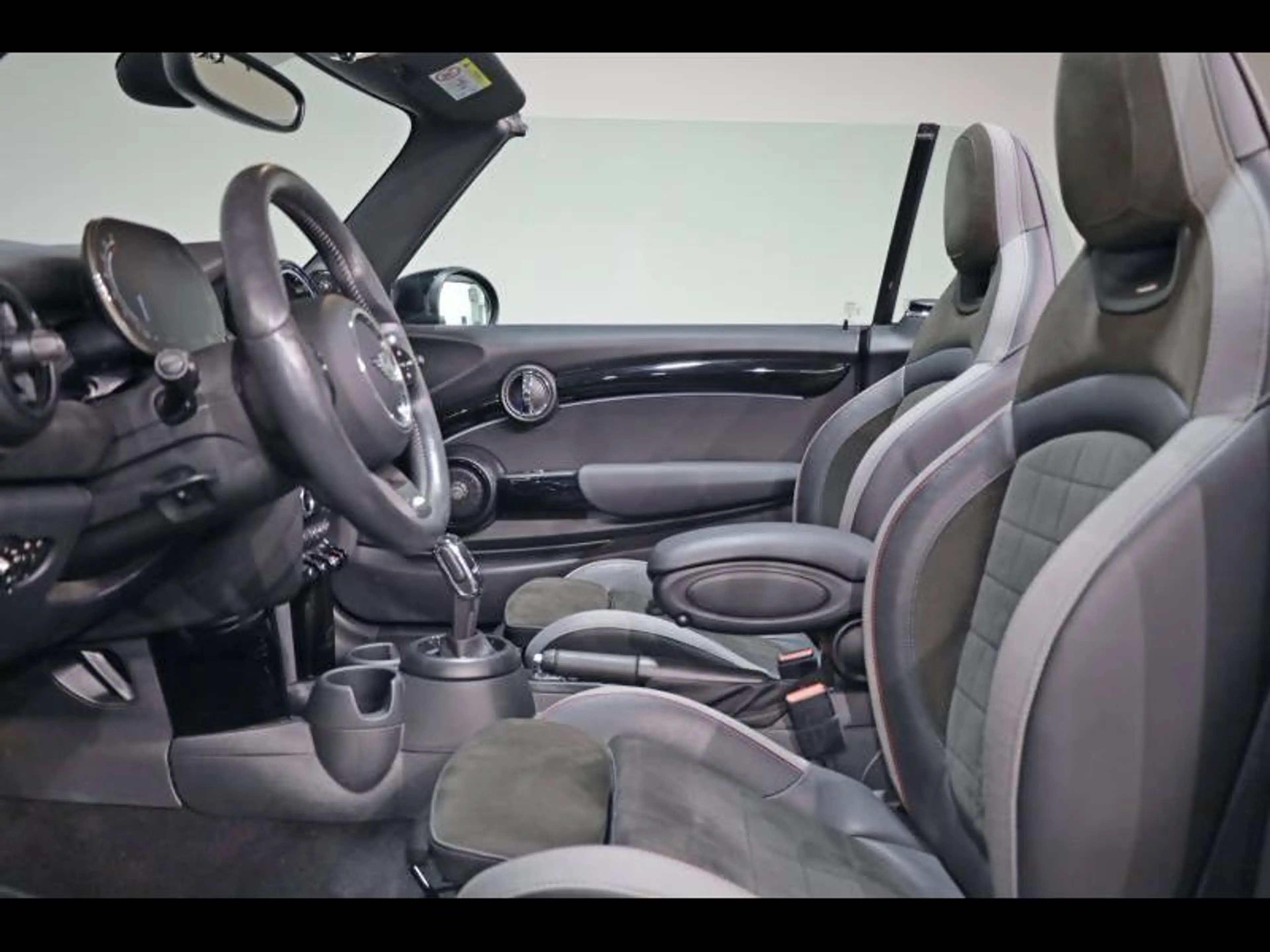 MINI Cooper Cabrio KIT JCW — photo 14