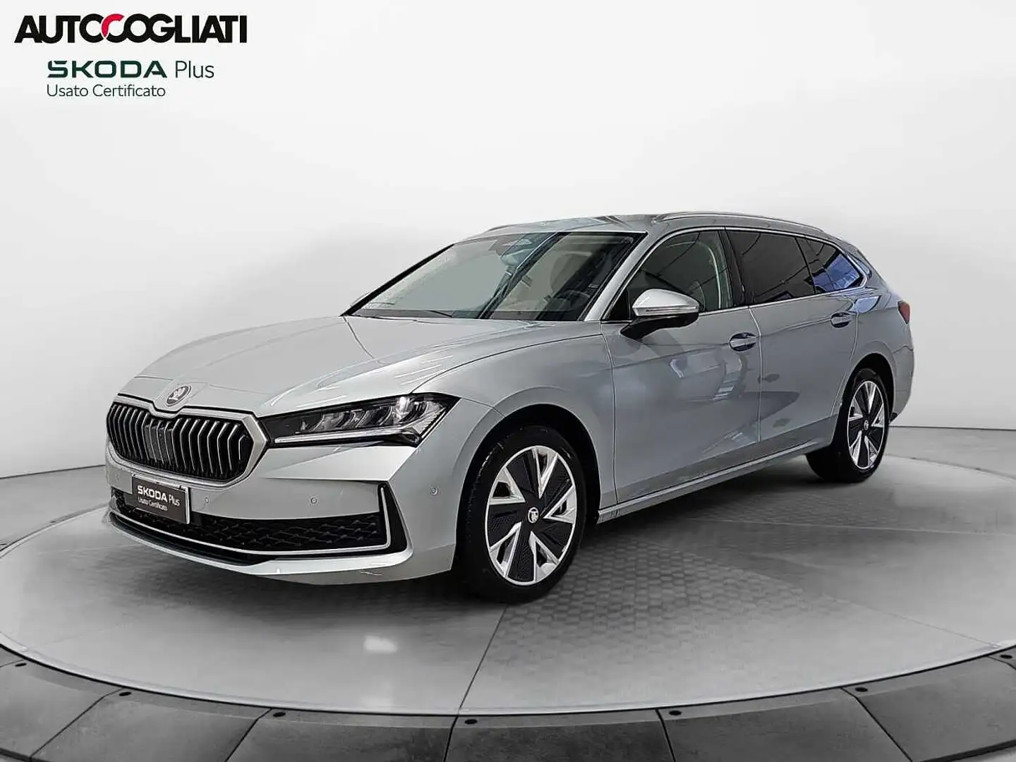 Skoda Superb WAGON 2.0 TDI STYLE DSG 150 CV Argento - 1