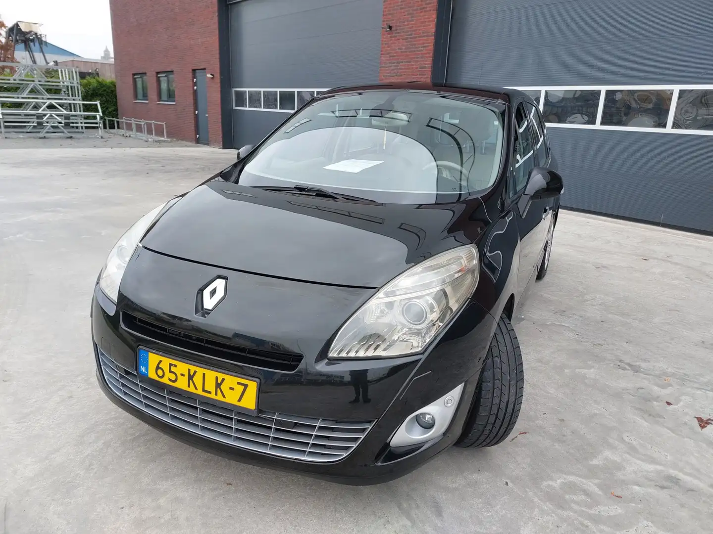 Renault Grand Scenic 1.4 TCe Privilege Airco/ECC/Leder 5 pers APK 10-20 Zwart - 2
