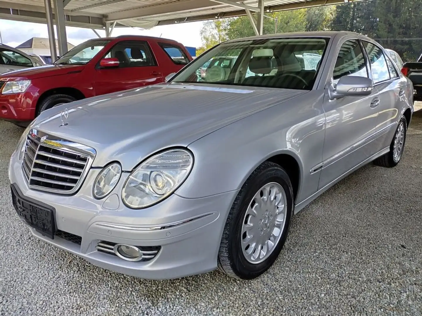 Mercedes-Benz E 320 CDI 4-Matic !1.Besitz/Serviceheft! Silber - 1