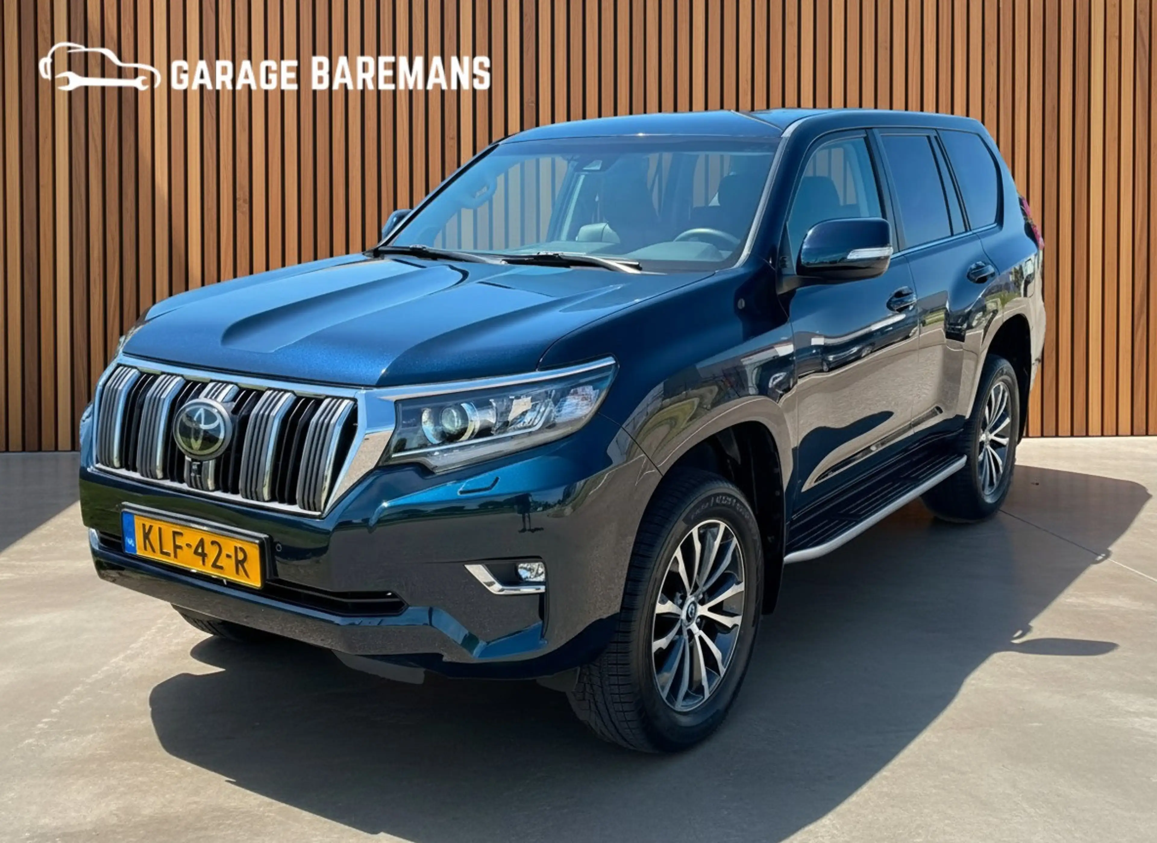 Toyota Land Cruiser 2.8 D-4D Professional 5p. 7100KM!!!!!!