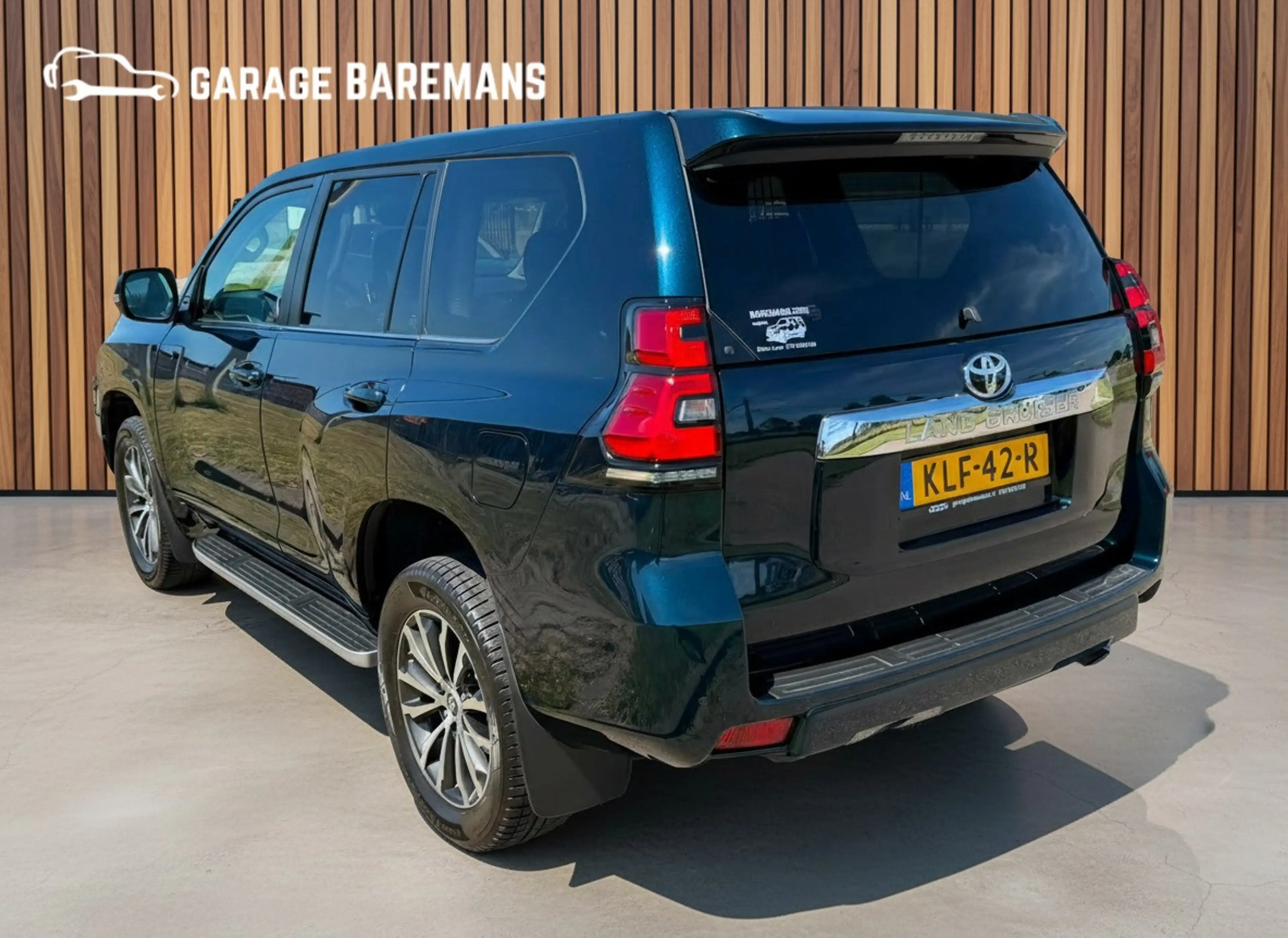 Toyota Land Cruiser 2.8 D-4D Professional 5p. 7100KM!!!!!! — photo 3