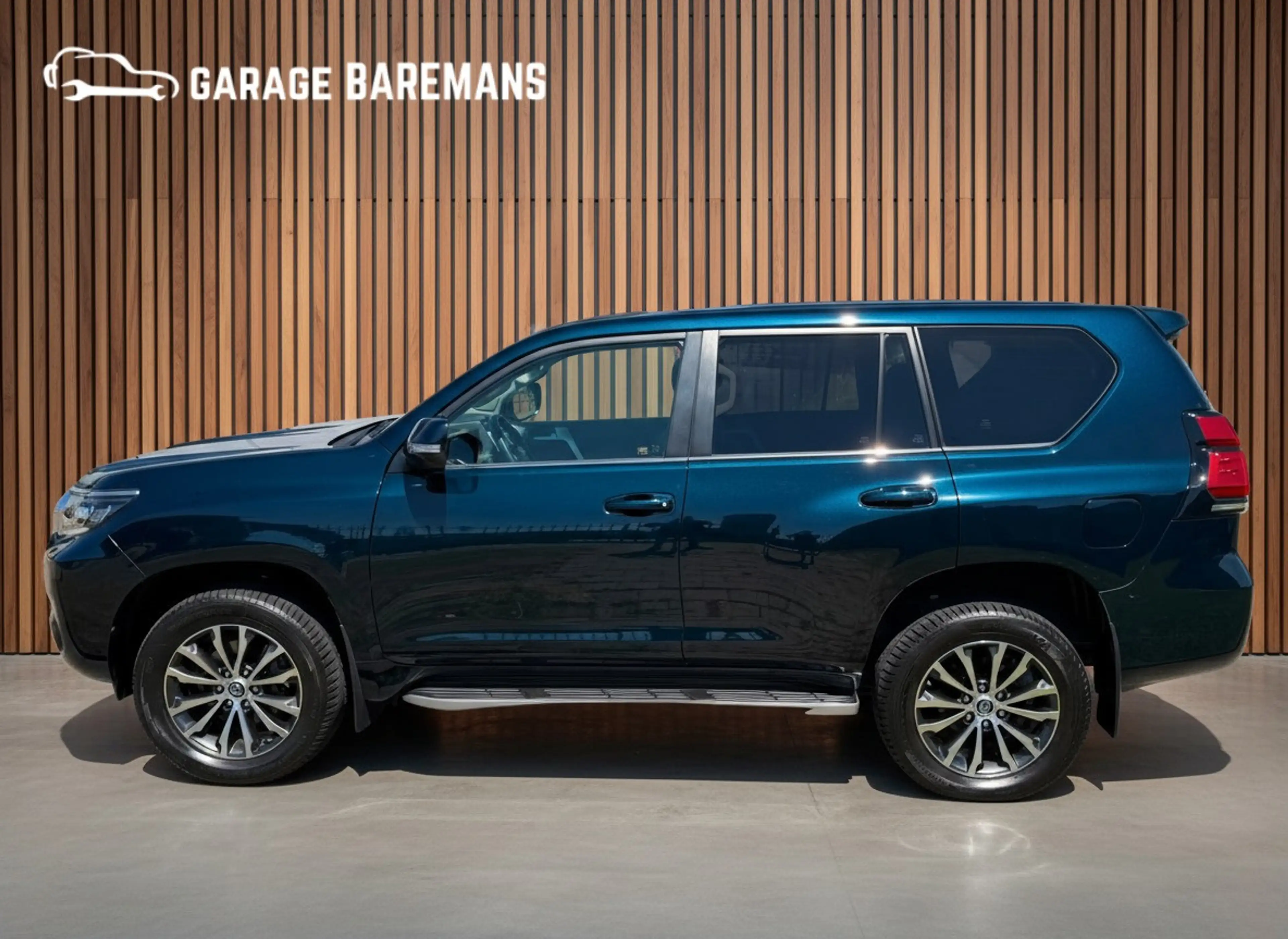 Toyota Land Cruiser 2.8 D-4D Professional 5p. 7100KM!!!!!! — photo 2
