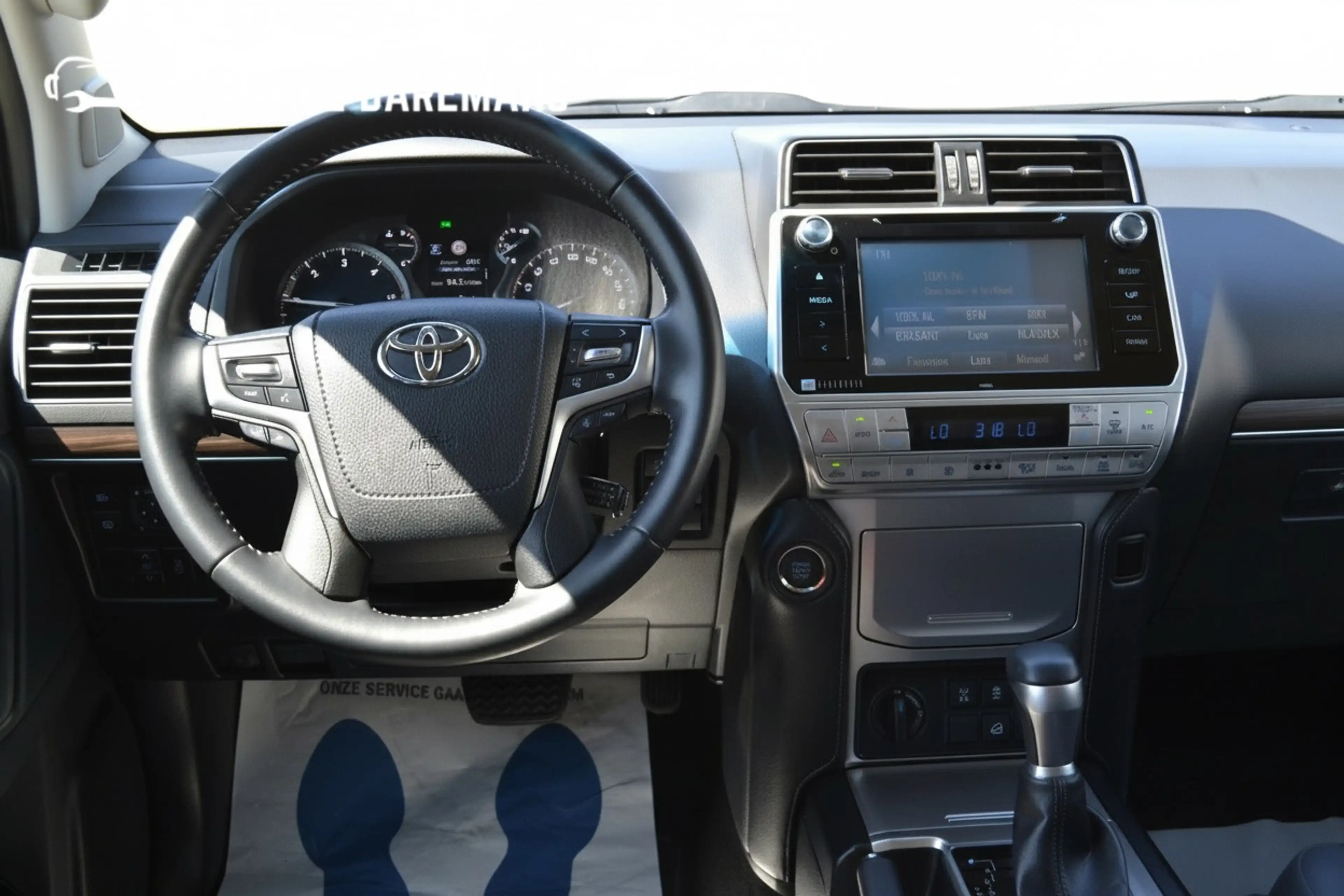 Toyota Land Cruiser 2.8 D-4D Professional 5p. 7100KM!!!!!! — photo 11