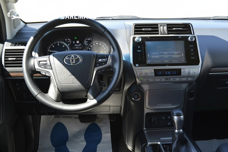 Toyota Land Cruiser 2.8 D-4D Professional 5p. 7100KM!!!!!! — photo 11