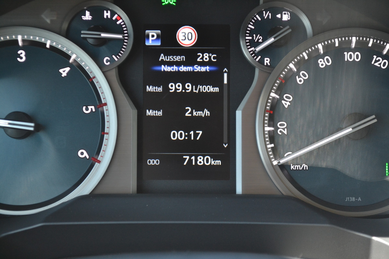 Toyota Land Cruiser 2.8 D-4D Professional 5p. 7100KM!!!!!! — photo 13