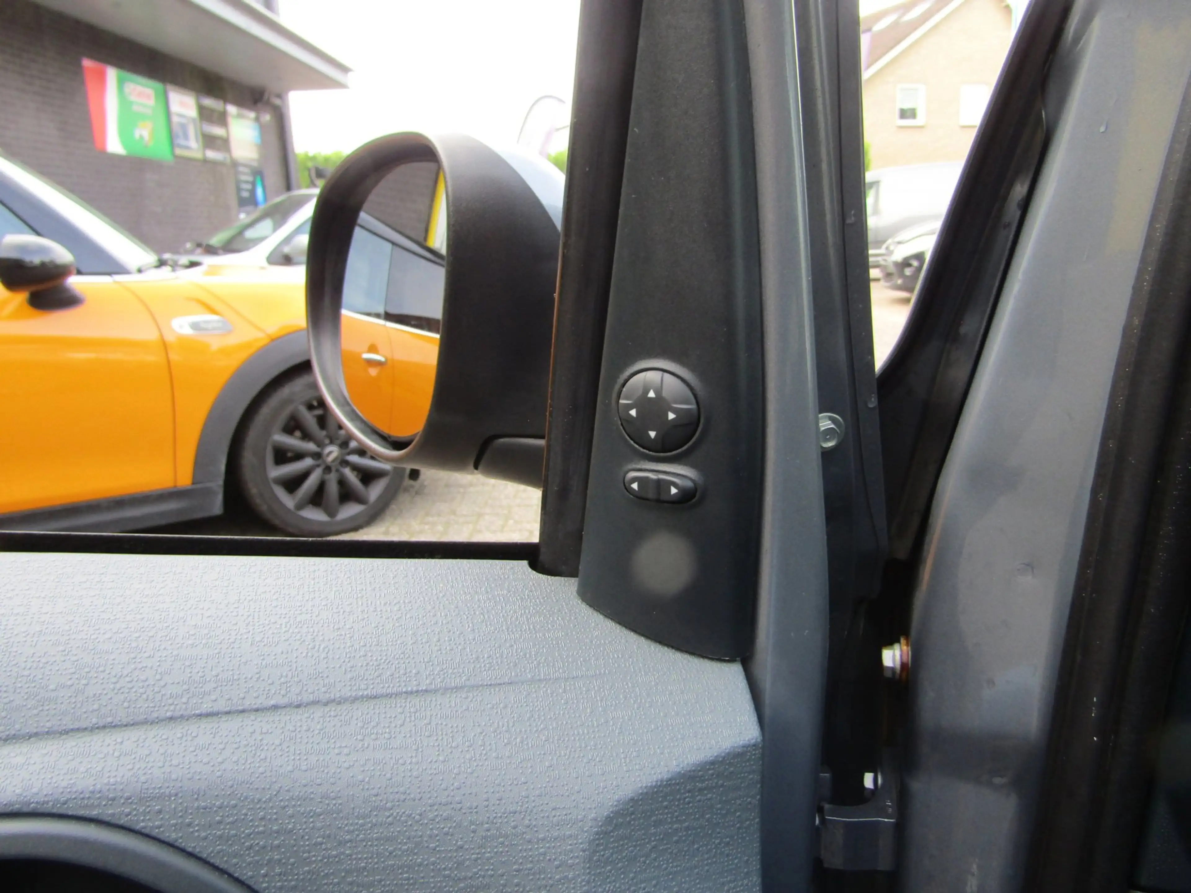 Ford Ka/Ka+ 1.2 Titanium X start/stop — photo 9