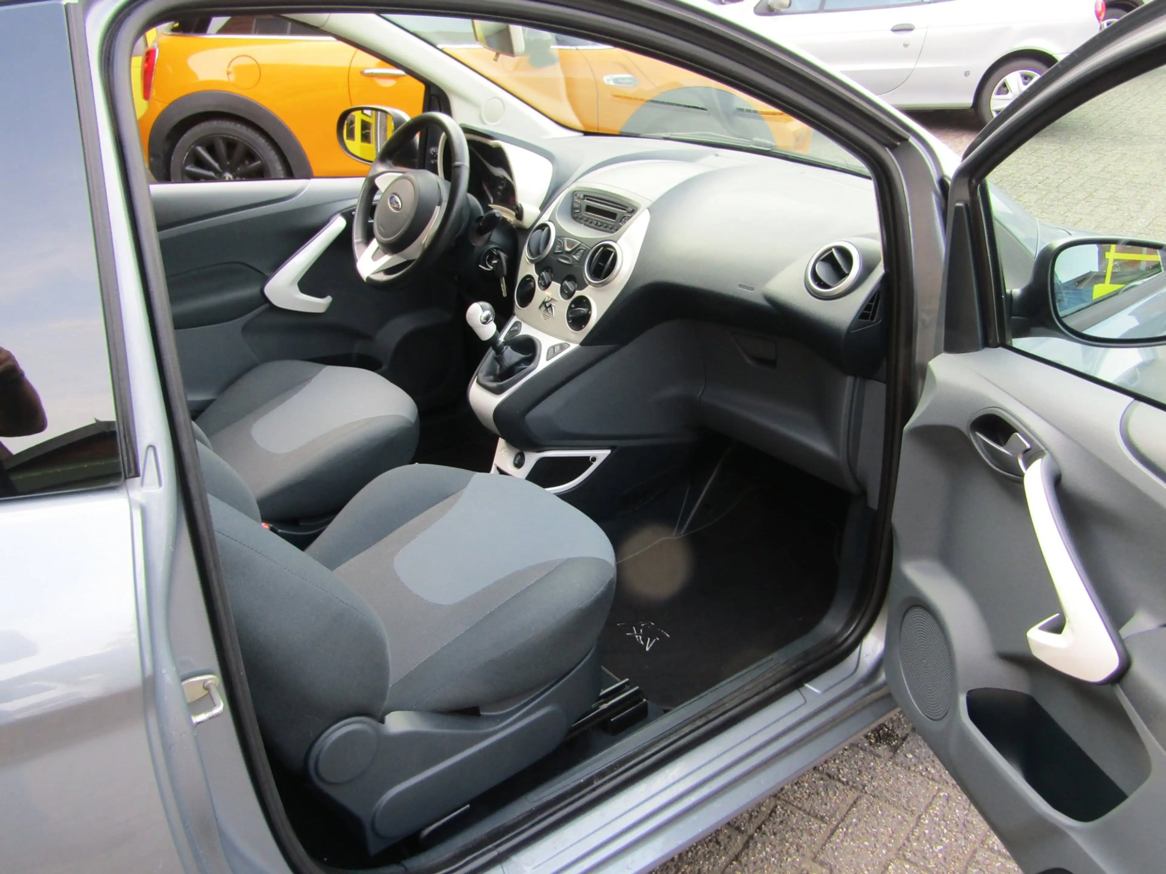 Ford Ka/Ka+ 1.2 Titanium X start/stop — photo 14