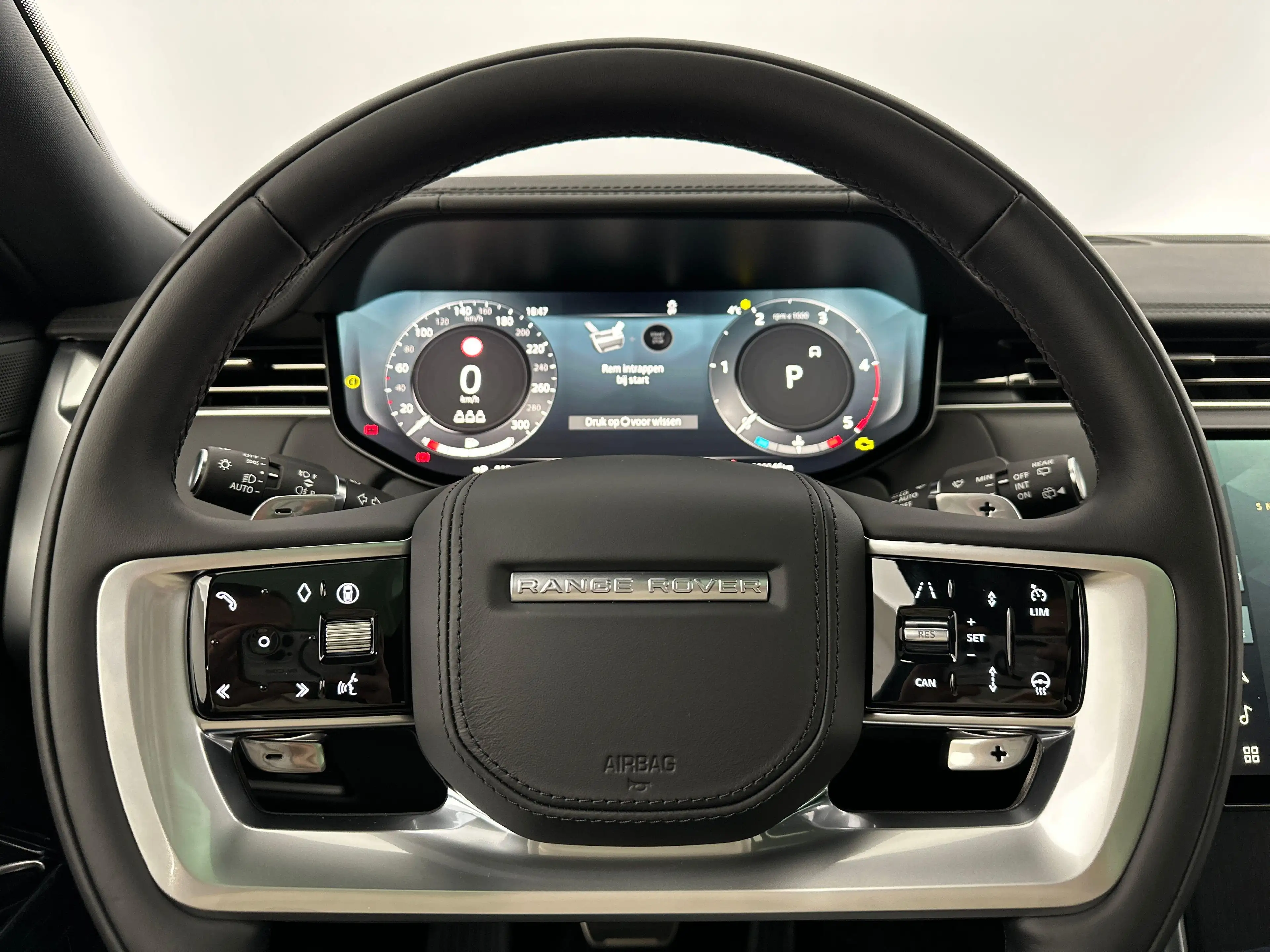 Land Rover Range Rover SWB D350 HSE SV Ethereal Frost — photo 9