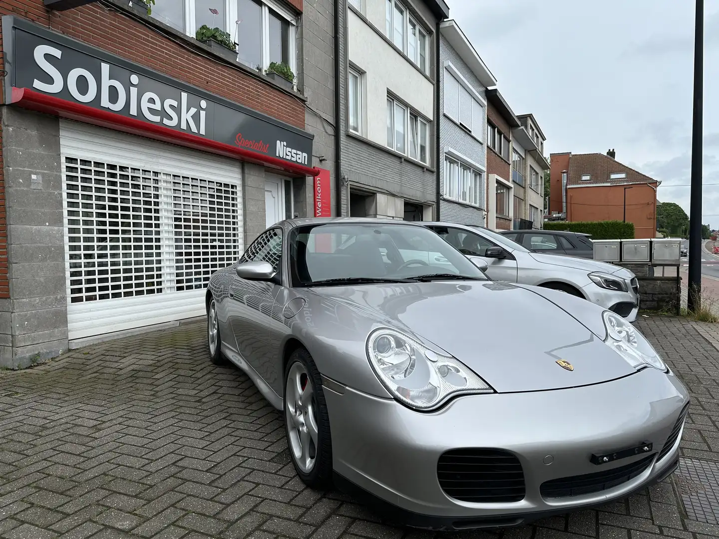 Porsche 996 Carrera 4S phase 2, Full option, rien à prevoir Argent - 2