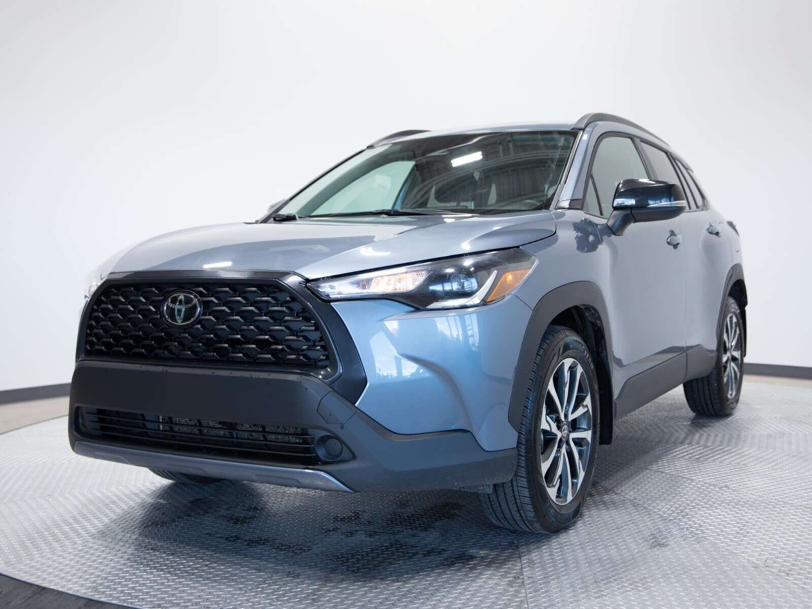 2025 Toyota Corolla Cross LE AWD / NO ACCIDENTS