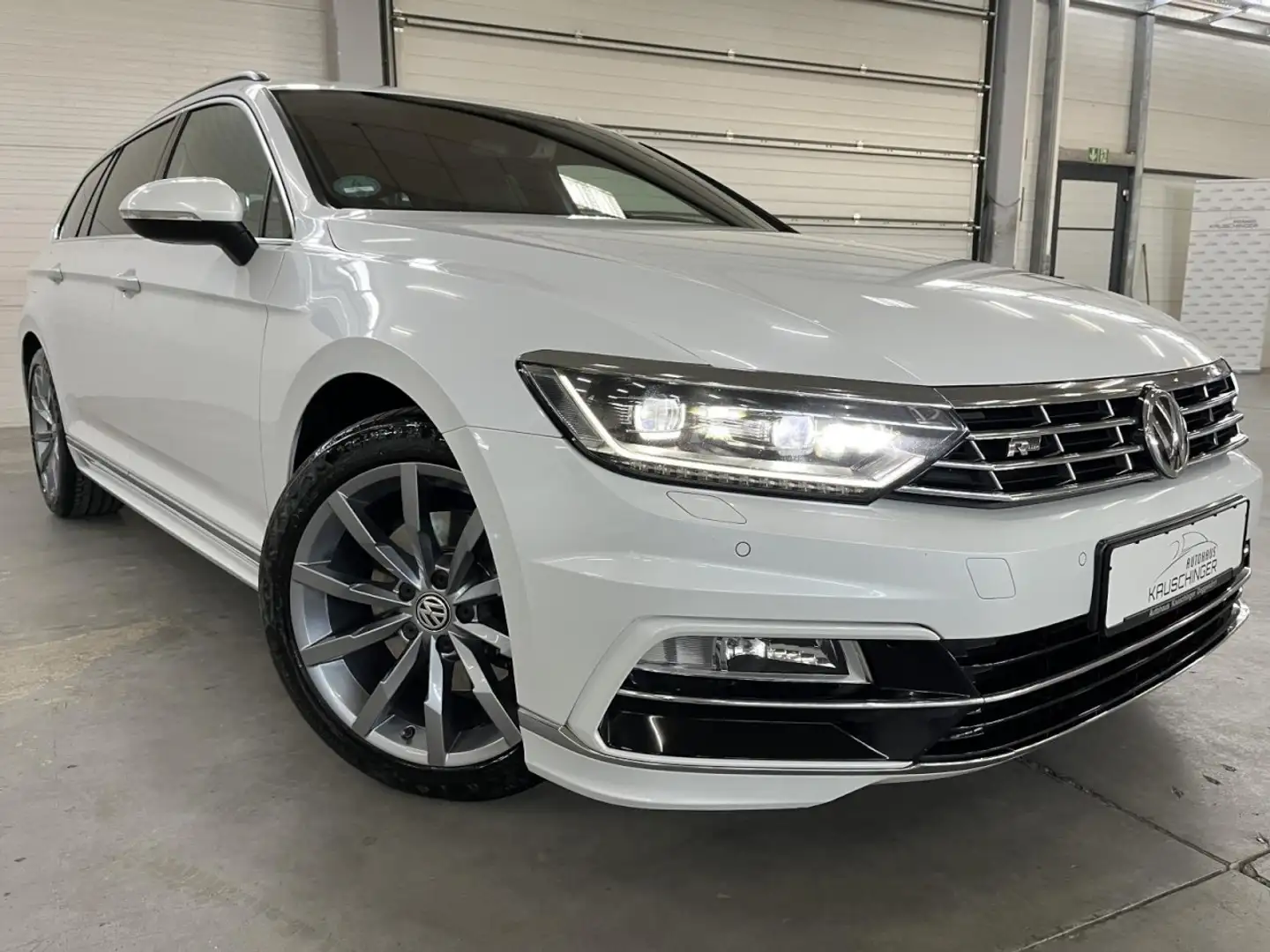 Volkswagen Passat Variant 2.0TDI 190 PS R-LINE 4xSHZ PEARL VIRTUAL LED ACC Weiß - 1