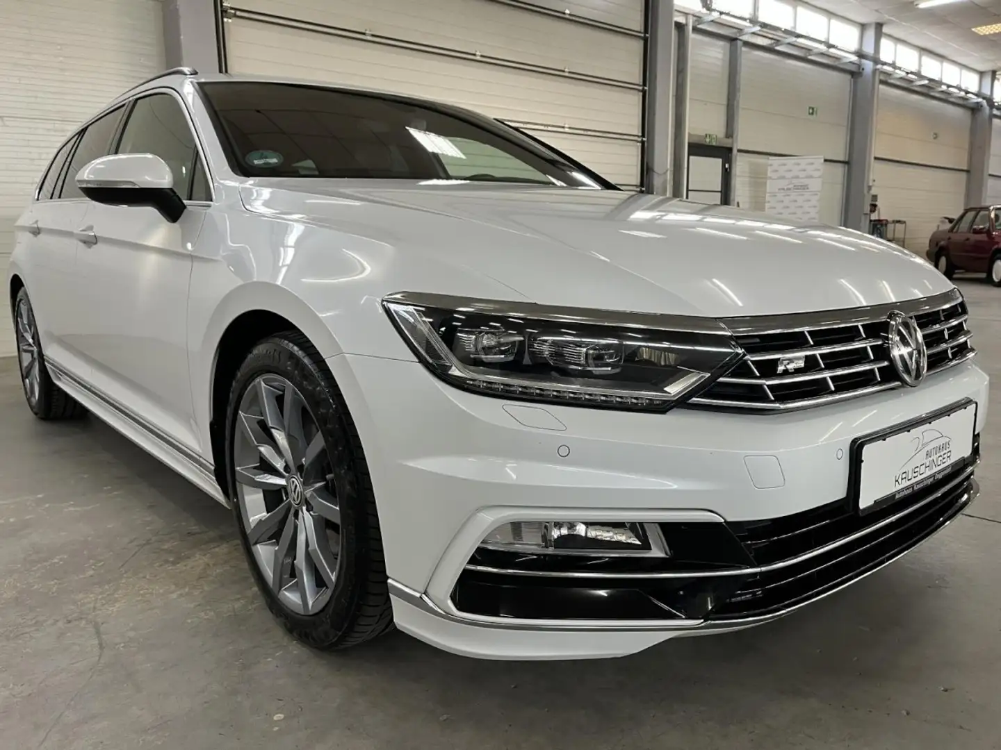 Volkswagen Passat Variant 2.0TDI 190 PS R-LINE 4xSHZ PEARL VIRTUAL LED ACC Weiß - 2