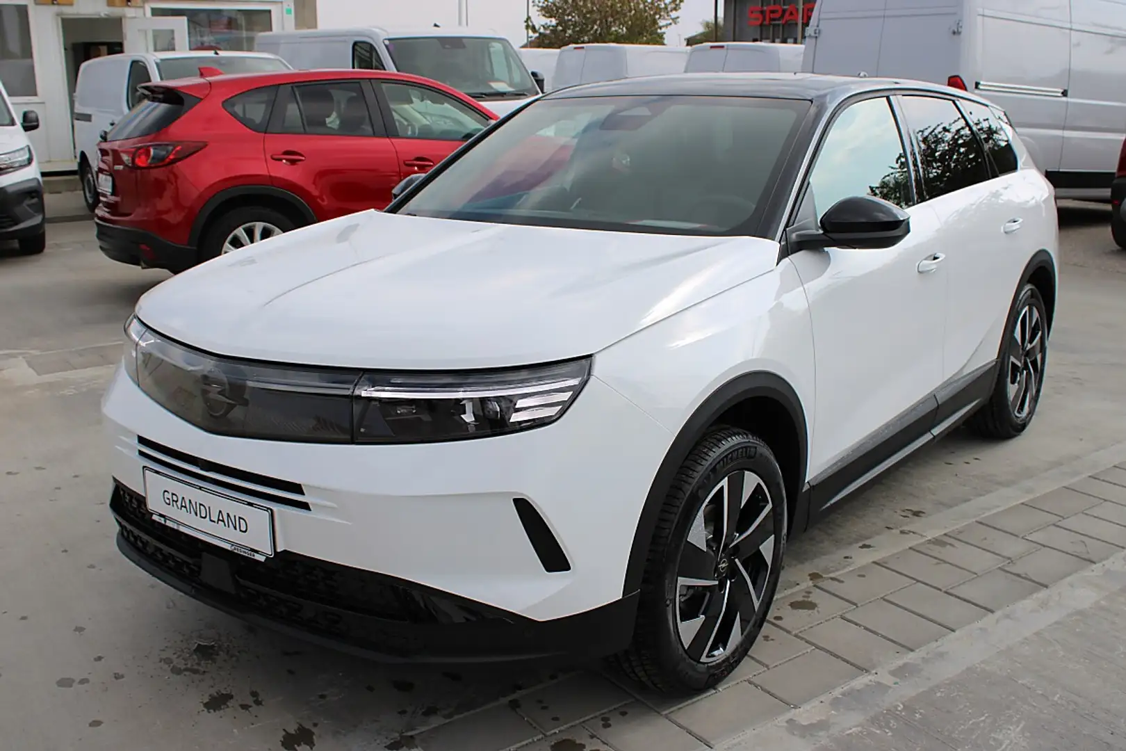 Opel Grandland 1.2 MHEV GS Aut. Weiß - 1