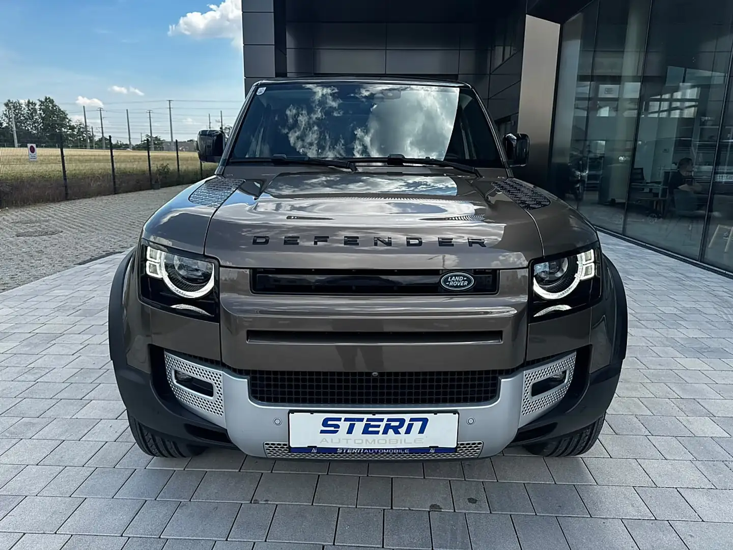 Land Rover Defender 110 D240 First Edition Aut.*FIRST EDITION* MERI... - 2