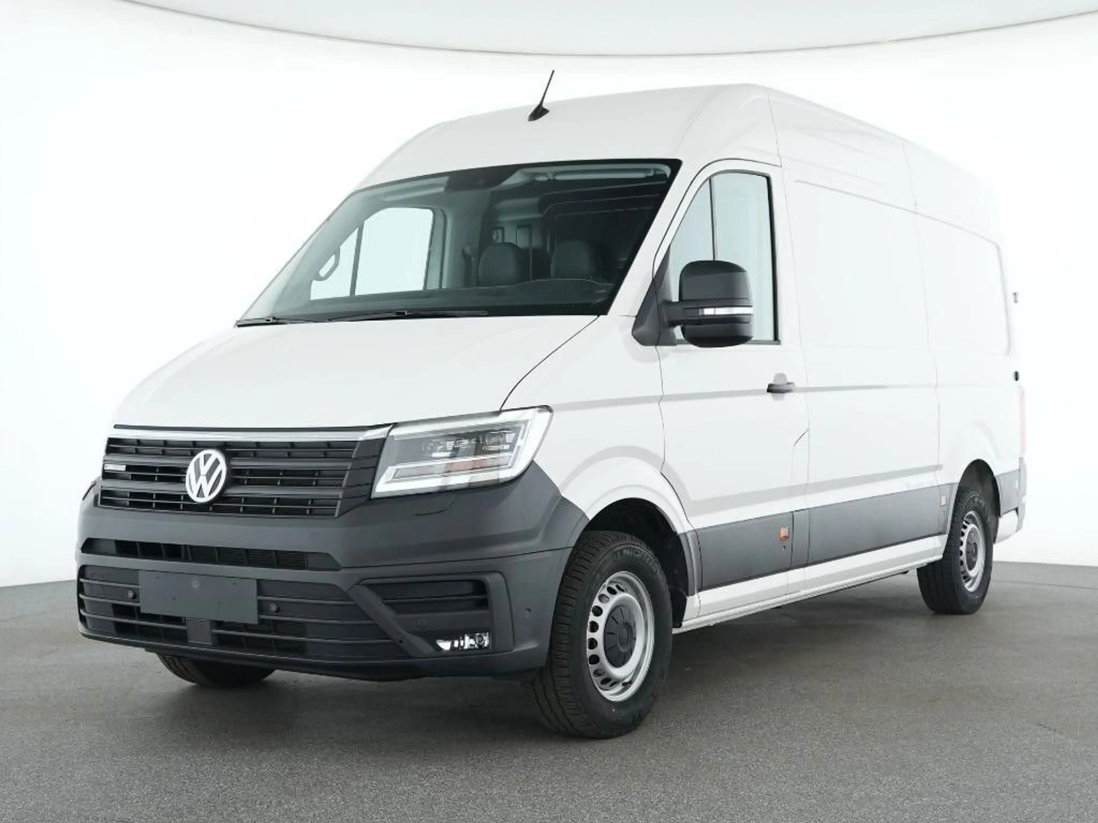 Volkswagen Crafter E-Crafter MR Hochdach FWD RFK 270° LED DAB+ — photo 2