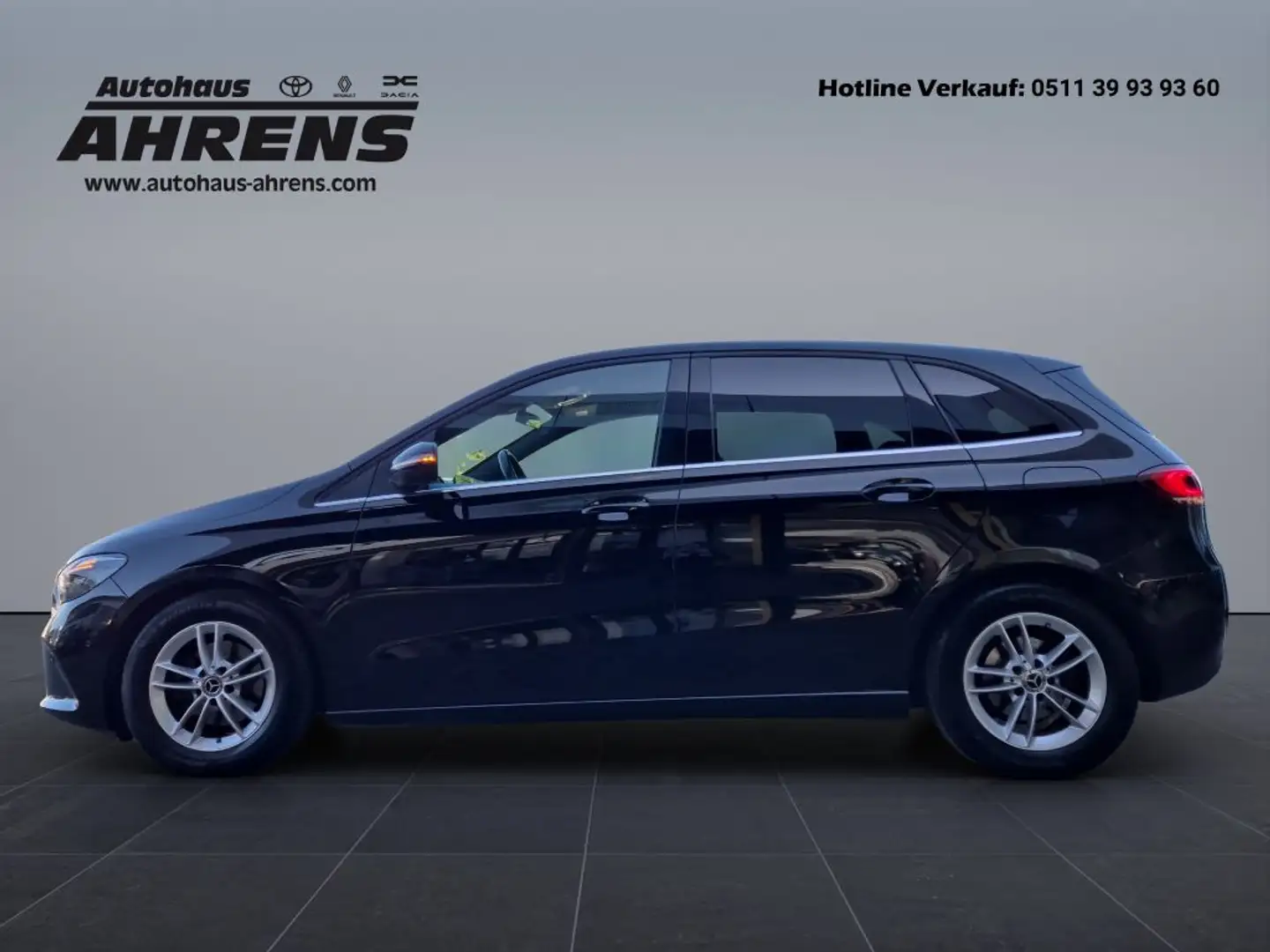 Mercedes-Benz B 180 Style PARKTRONIC Navi LED-High-Performance Schwarz - 2
