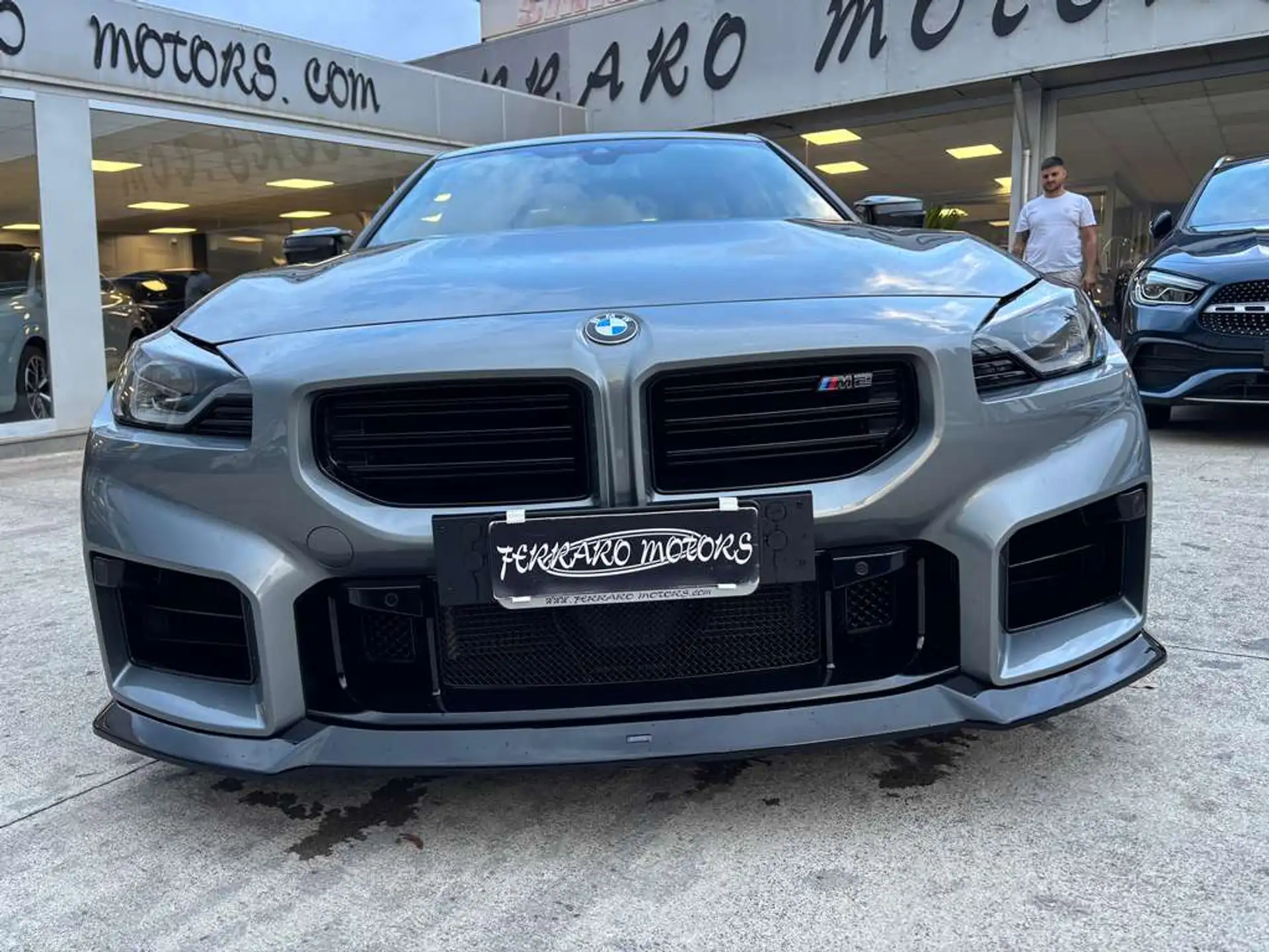BMW M2 2025 회색 사진 3
