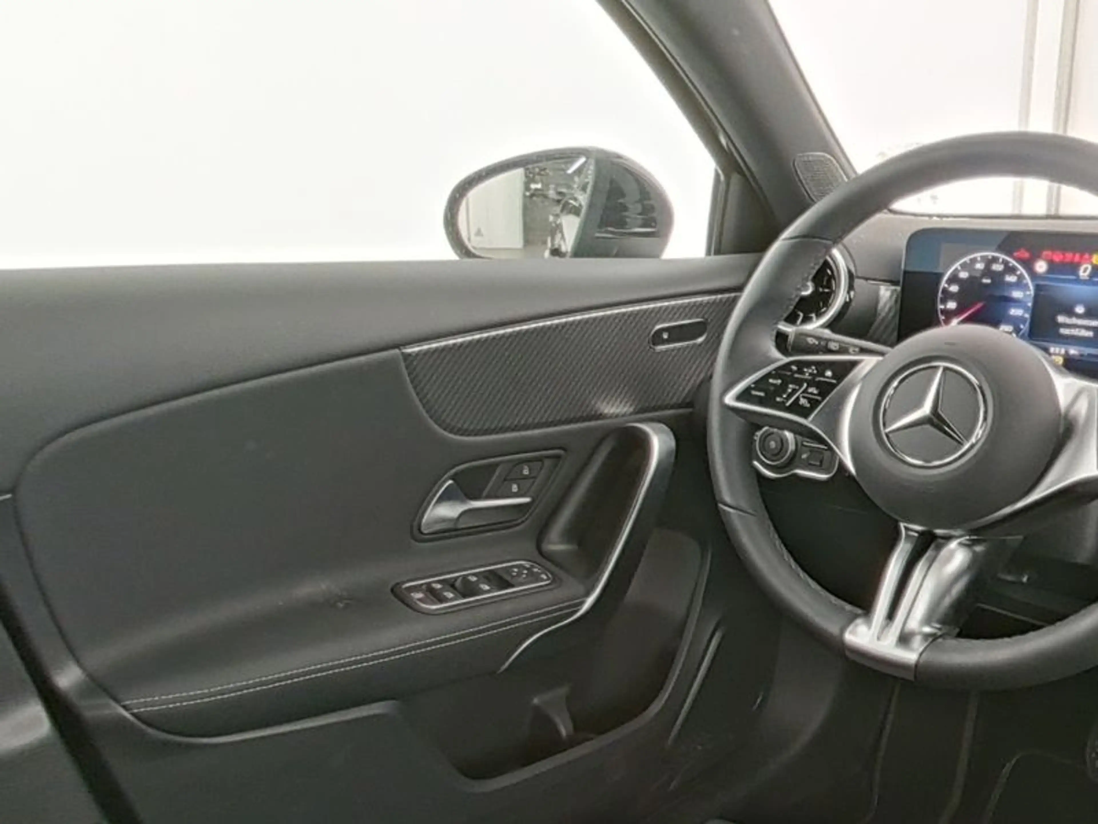 Mercedes-Benz A 200 , PROGRESSIVE 360 DISTR KAMERA PANO SPUR — photo 11