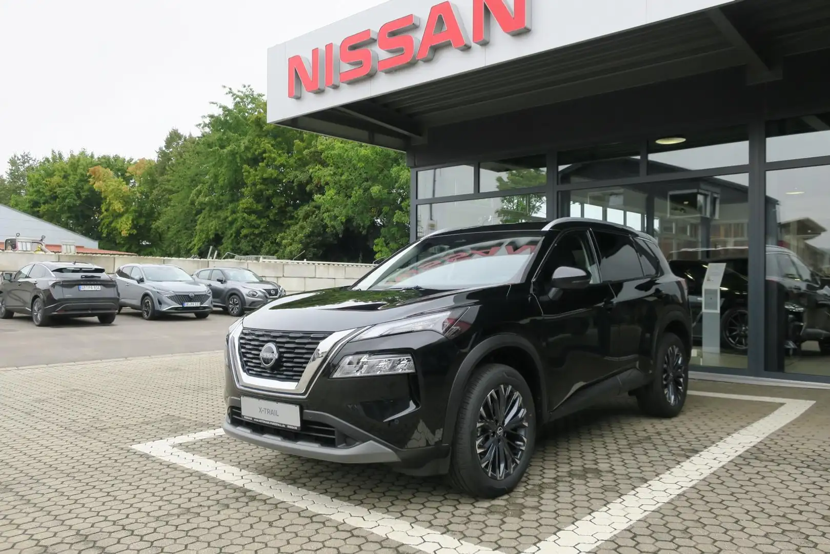 Nissan X-Trail N-CONNECTA 1.5 VC-T MHEV Xtronic AFA HUD Schwarz - 2