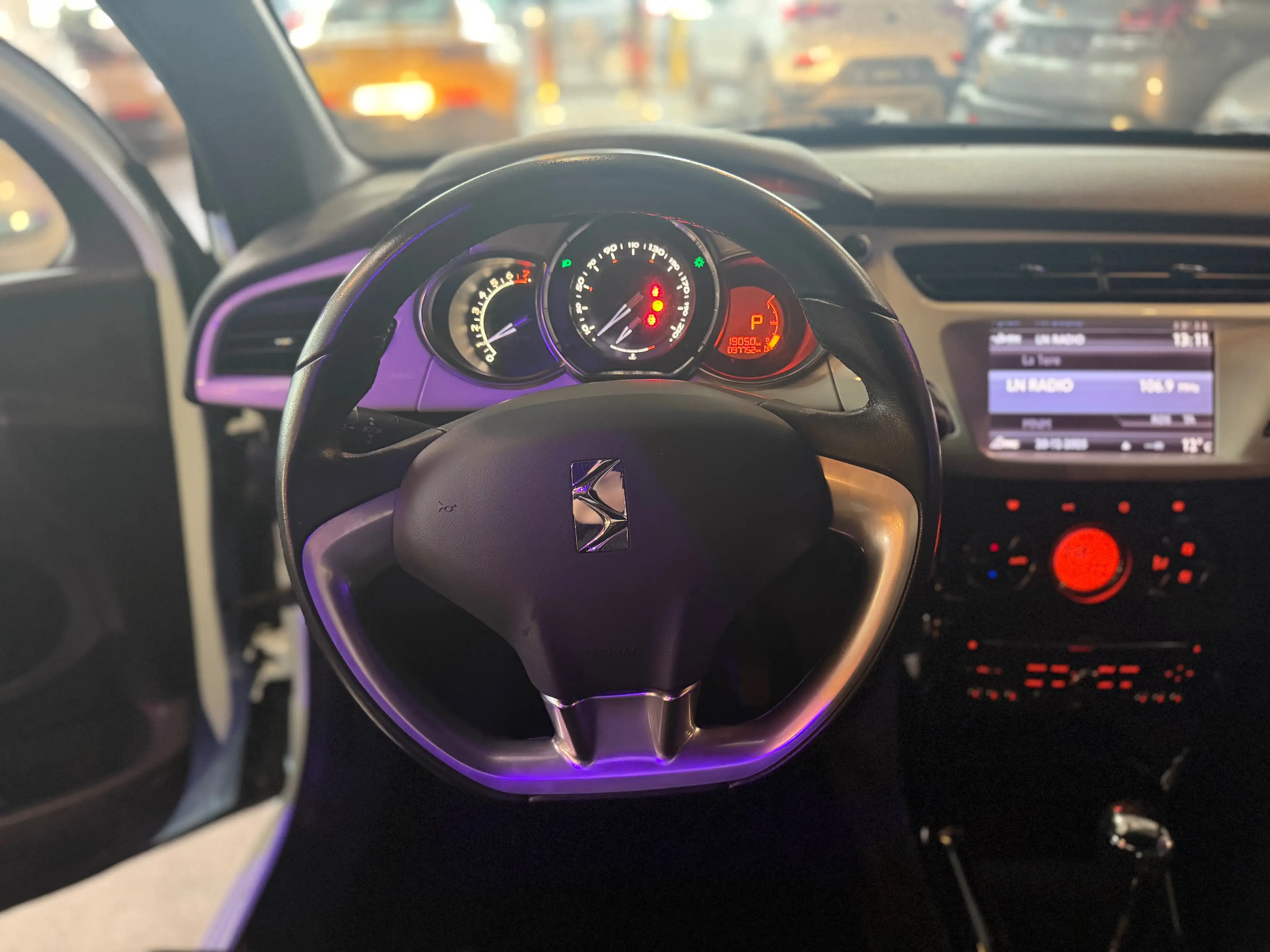Citroen DS3 DS3 1.6 VTi So Chic/12 mois de garantie — photo 14