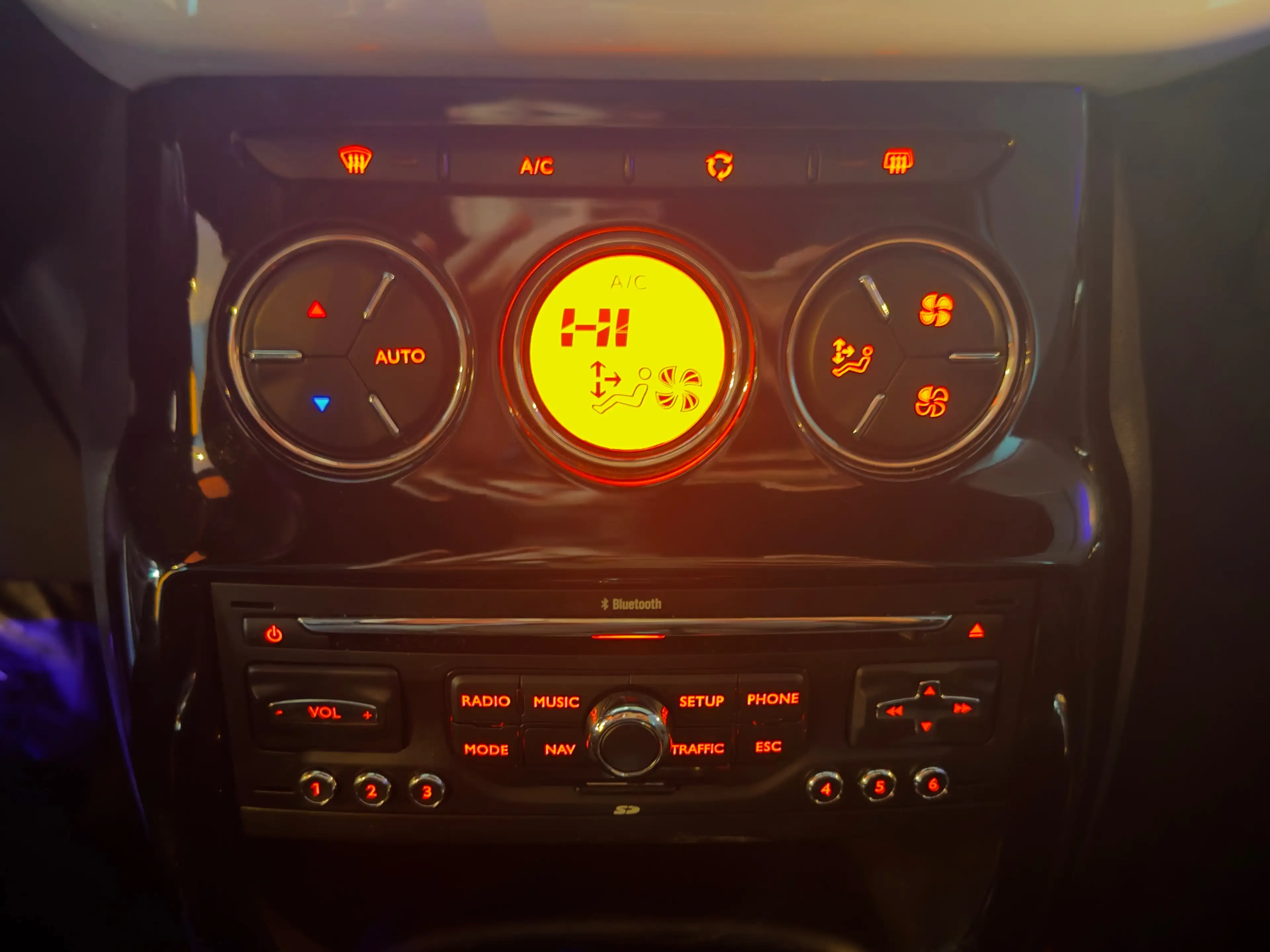 Citroen DS3 DS3 1.6 VTi So Chic/12 mois de garantie — photo 11